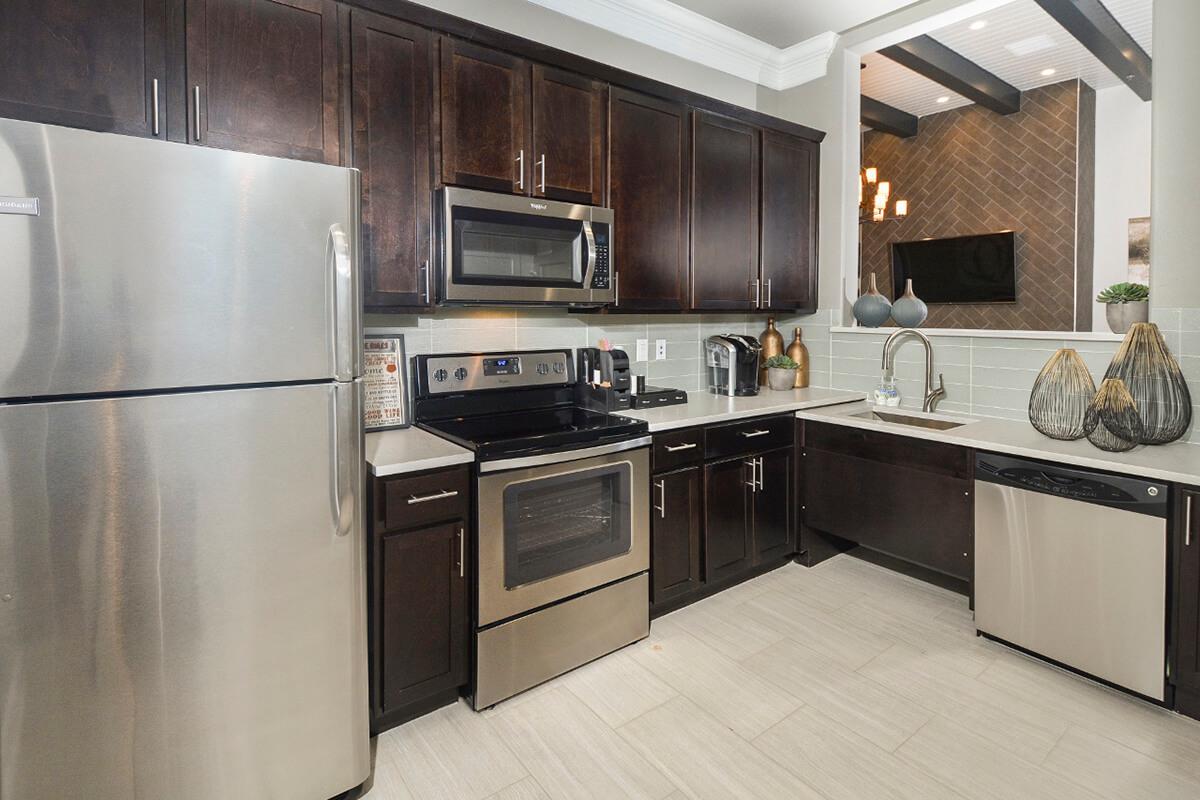 The Vineyards Apartments in Frisco, TX - Clubhouse 08.jpg