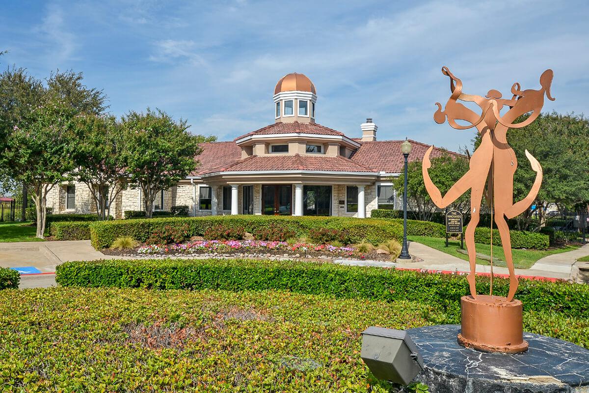 The Vineyards Apartments in Frisco, TX - Exterior 13.jpg