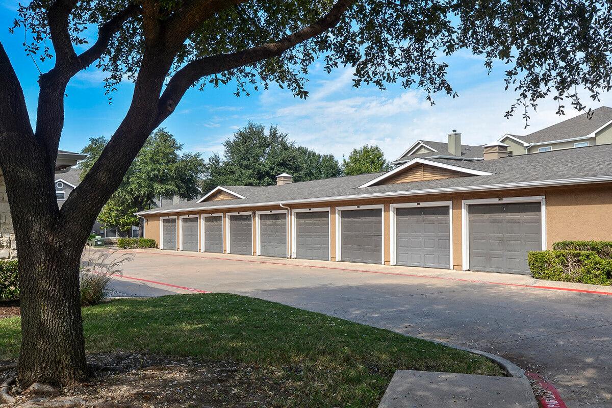 The Vineyards Apartments in Frisco, TX - Exterior 34.jpg