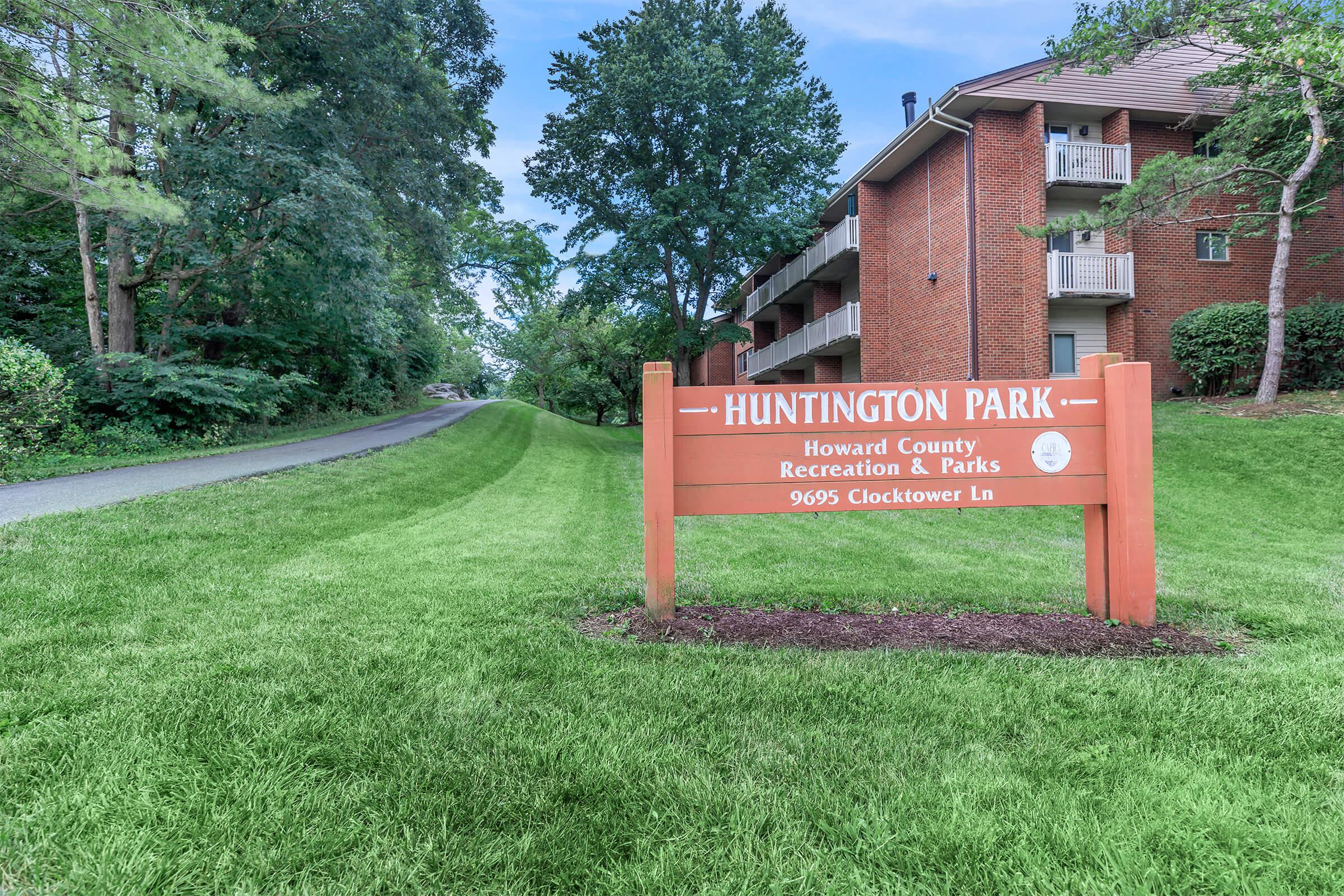 Landscaping at Huntington Square Apartments in Columbia, MD