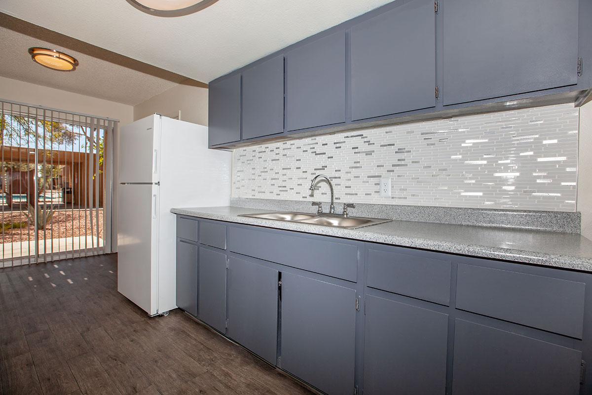 GOLDEN POND IN LAS VEGAS HAS ALL-ELECTRIC KITCHENS