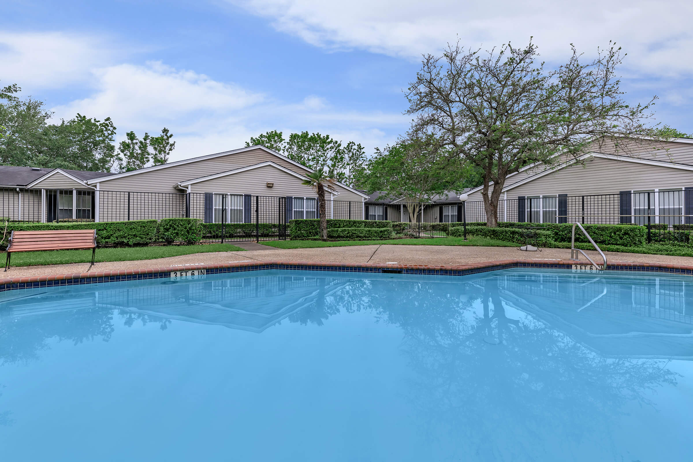 Villas of Sunnyside - Apartments in Beaumont, TX