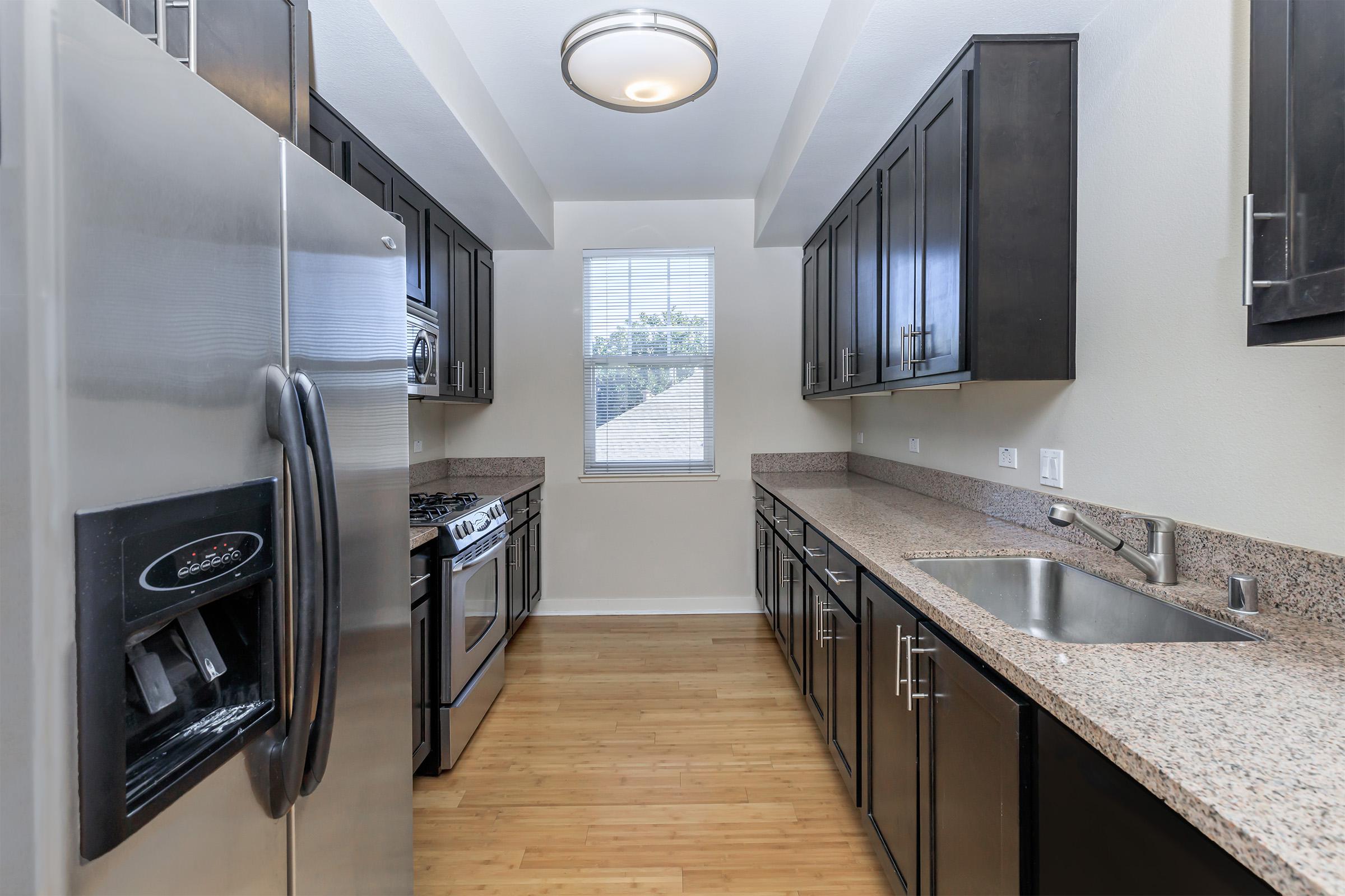 SPACIOUS KITCHENS AT OAK WALK