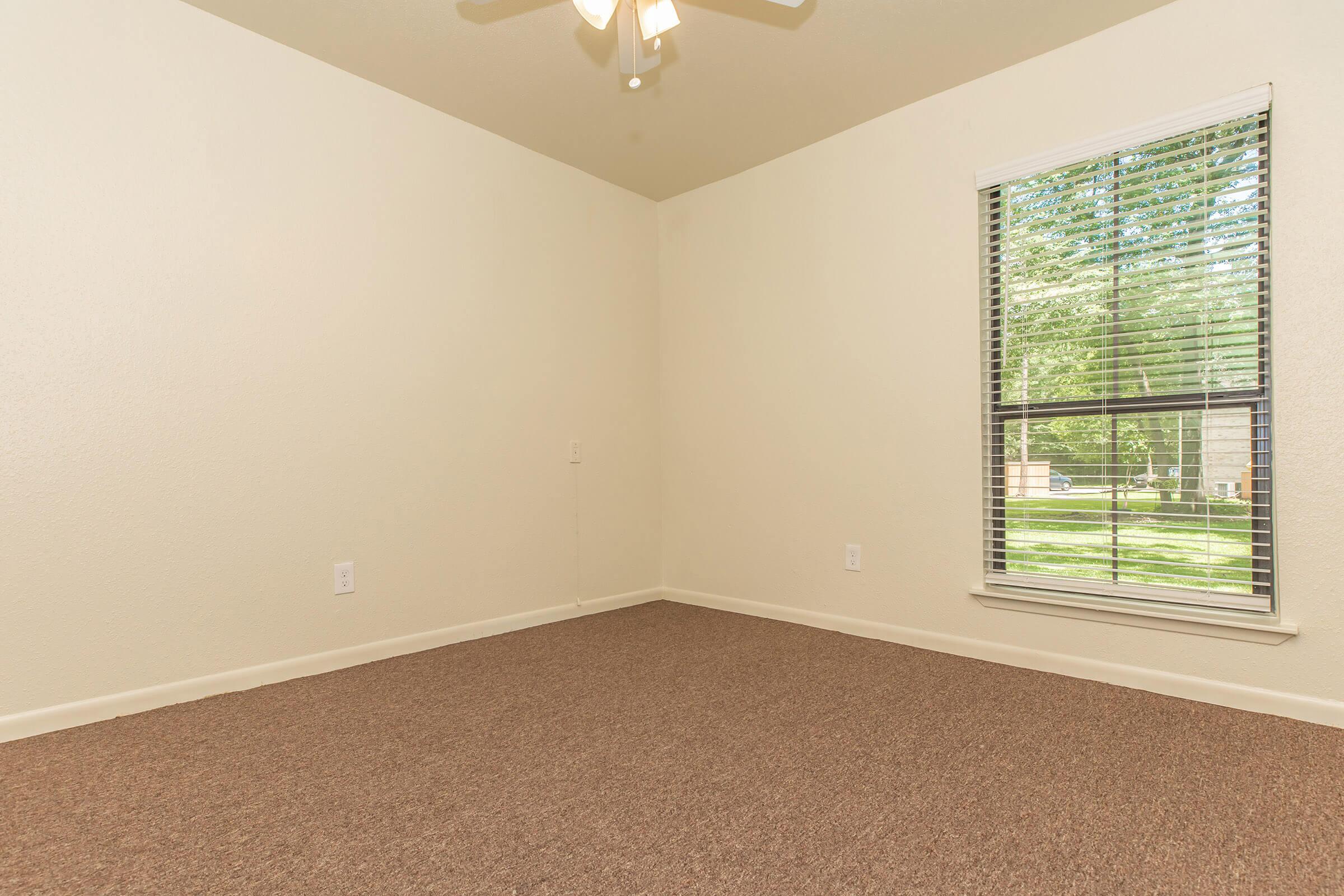 Bedroom with carpet