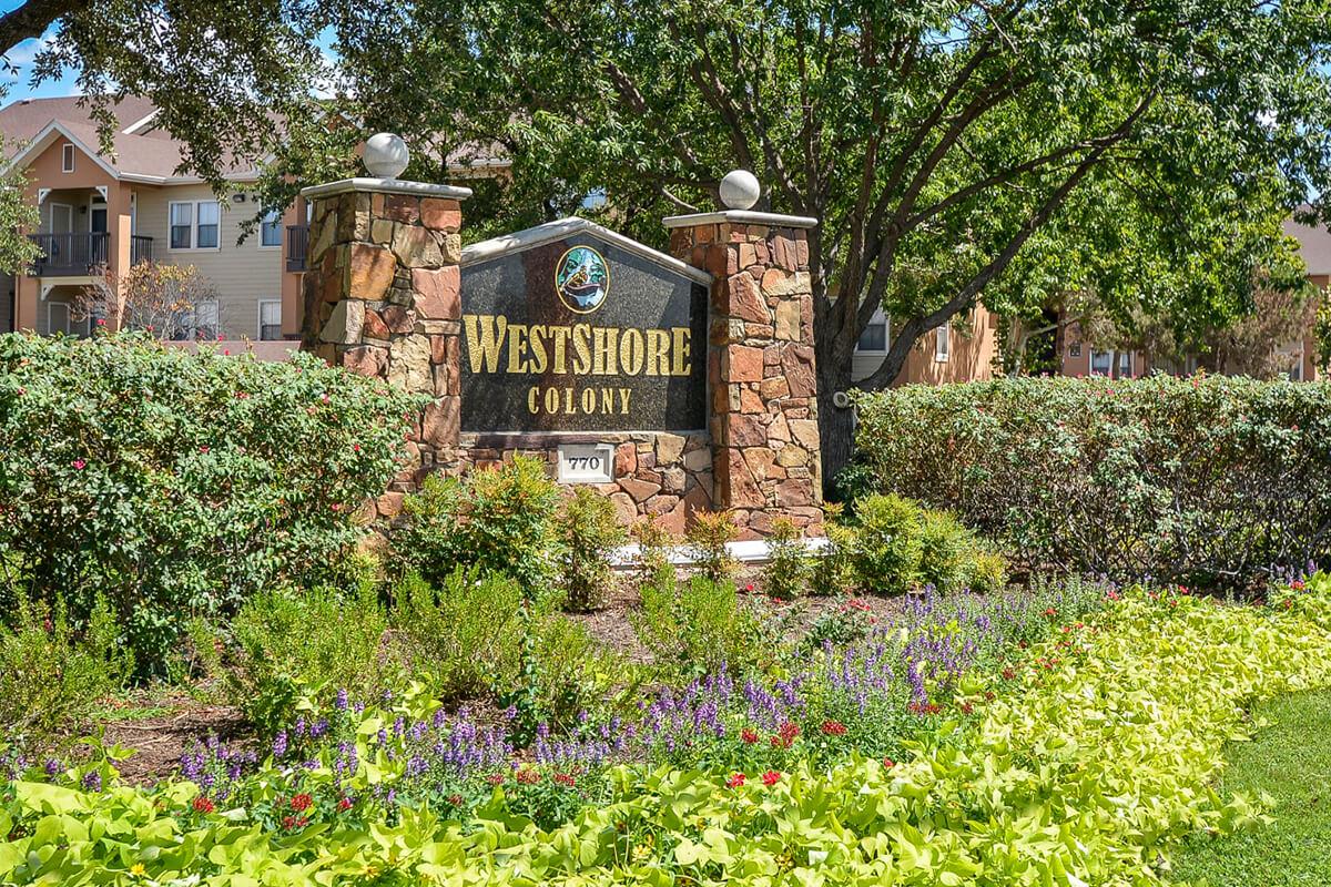 Westshore Colony Apartments in New Braunfels, TX - Exterior 14.jpg