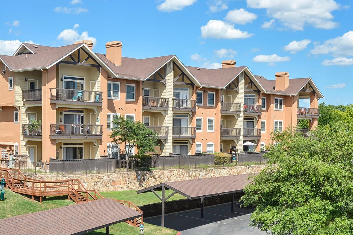 Westshore Colony Apartments in New Braunfels, TX - Exterior 19.jpg