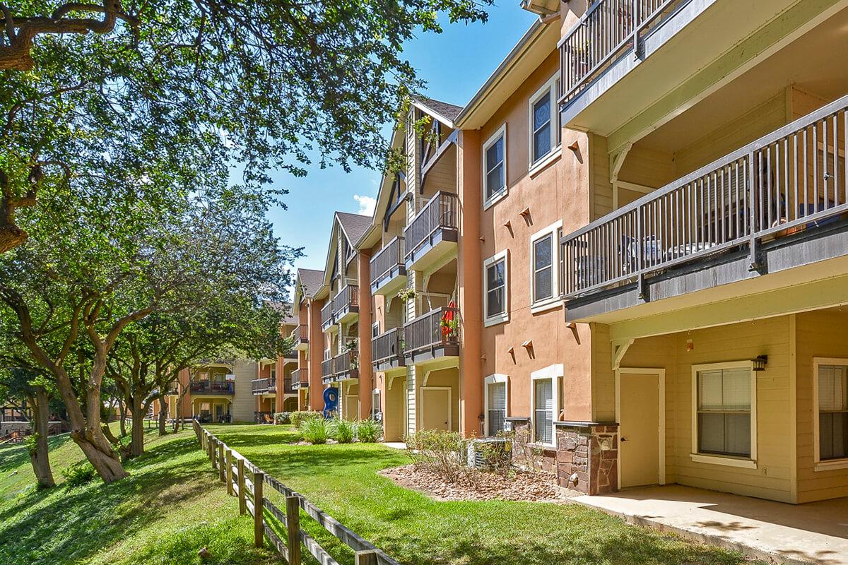 Westshore Colony Apartments in New Braunfels, TX - Exterior 22.jpg