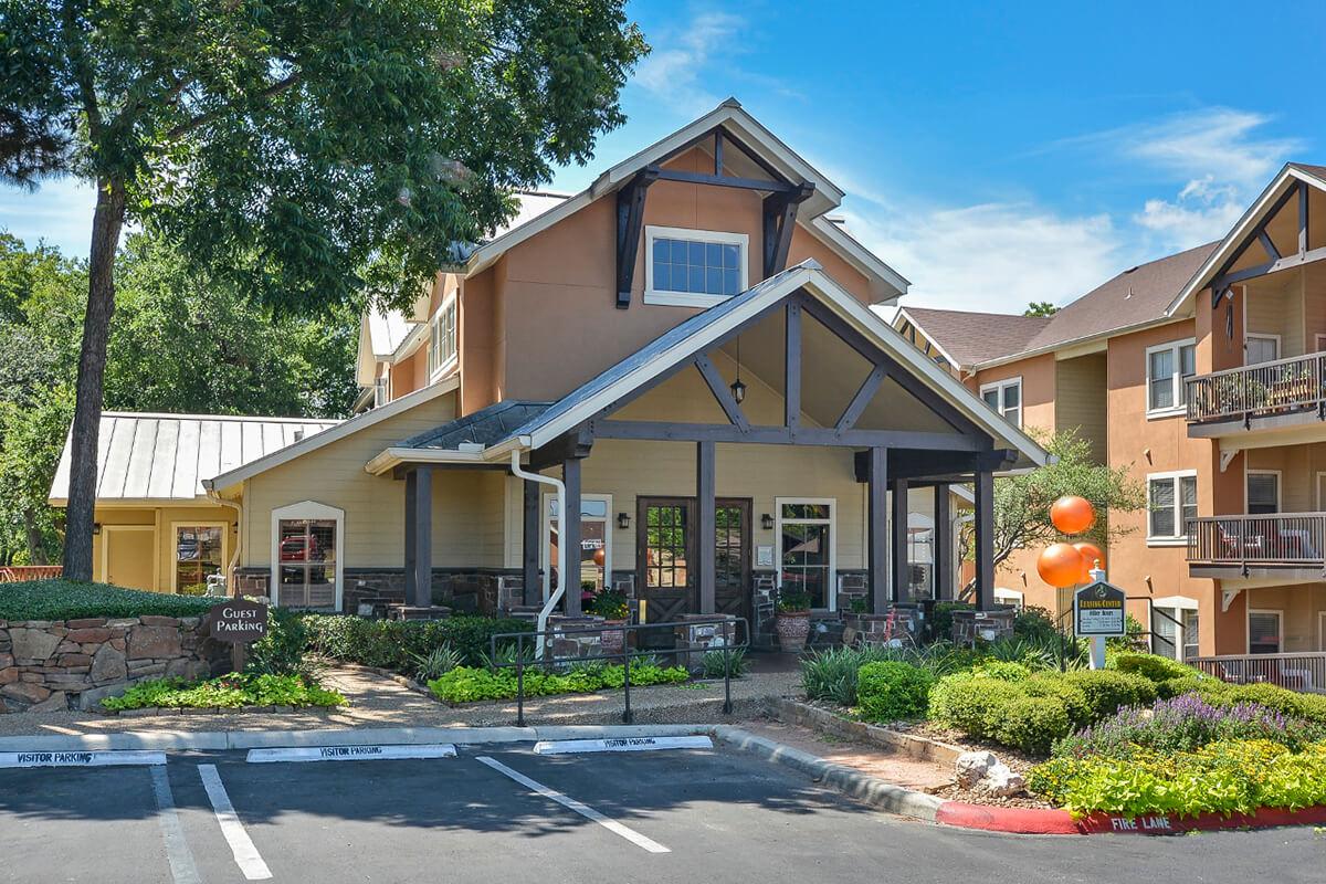 Westshore Colony Apartments in New Braunfels, TX - Exterior 38.jpg