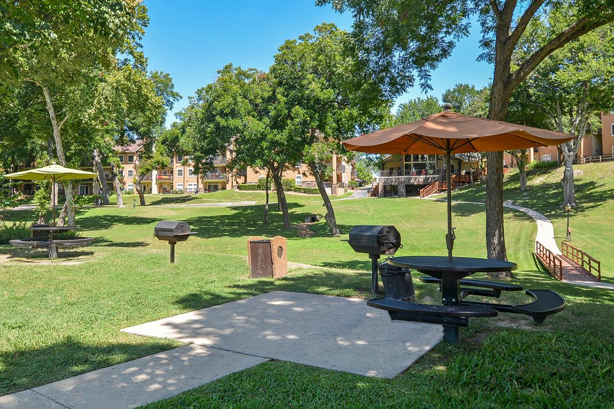 Westshore Colony Apartments in New Braunfels, TX - Picnic Area 01.jpg