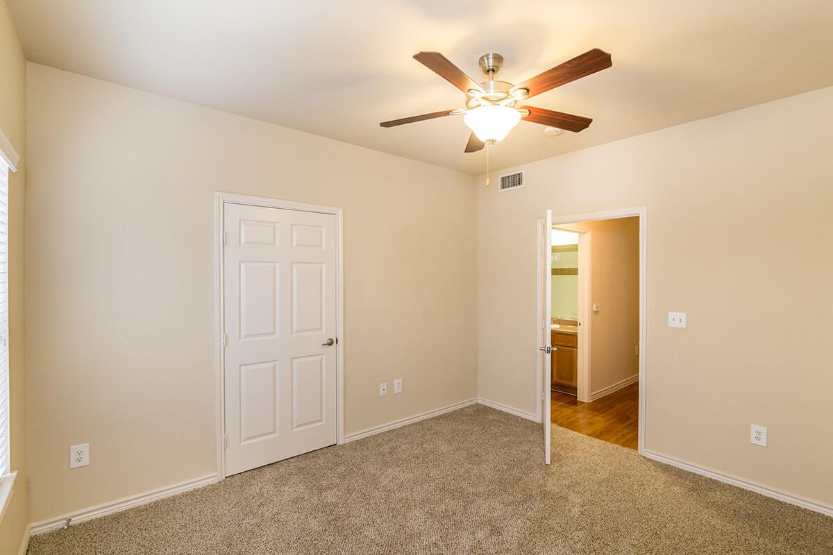 Westshore Colony Apartments in New Braunfels, TX - Interior 13.jpg