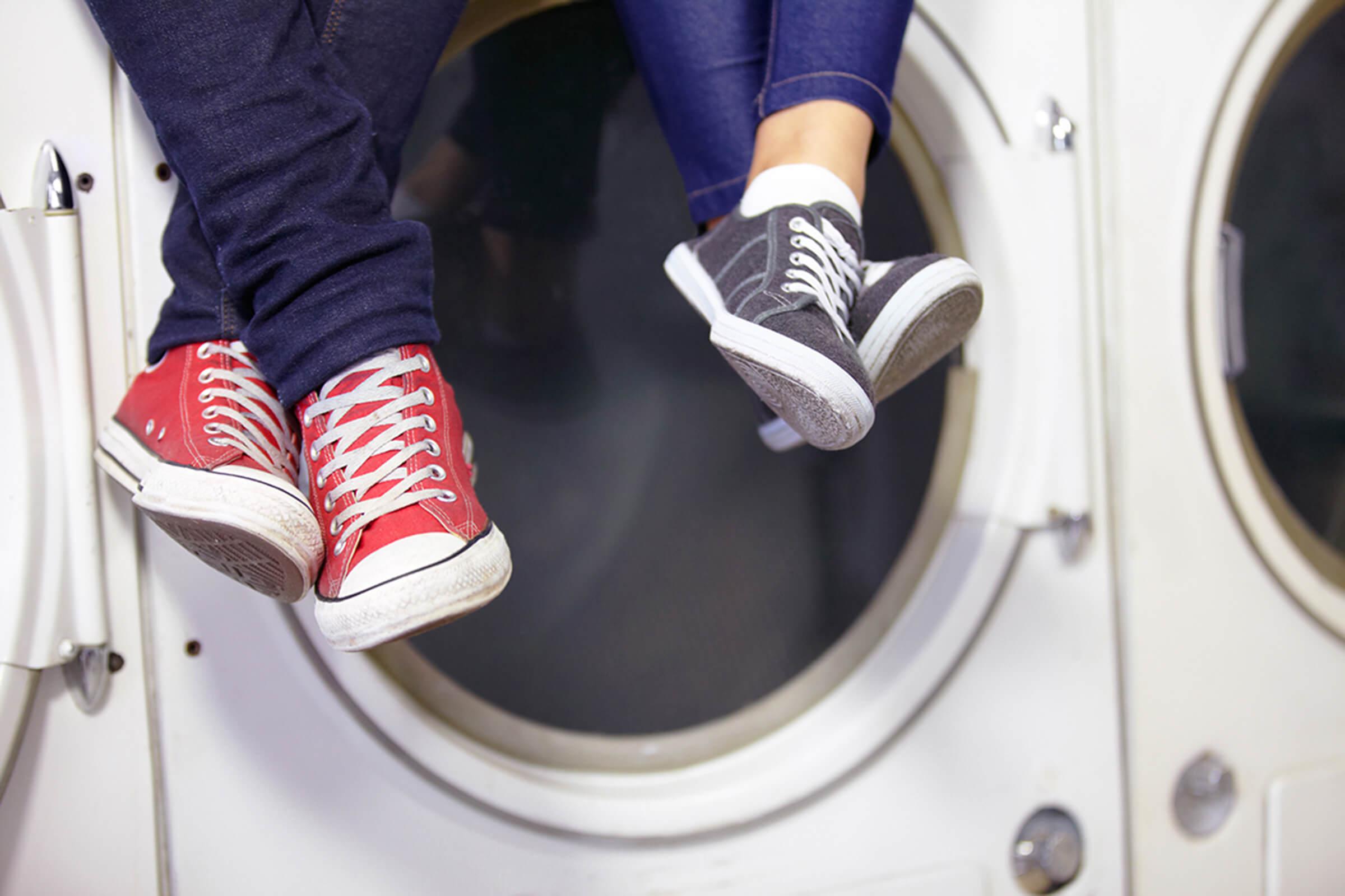 laundry feet GettyImages-471820079.jpg