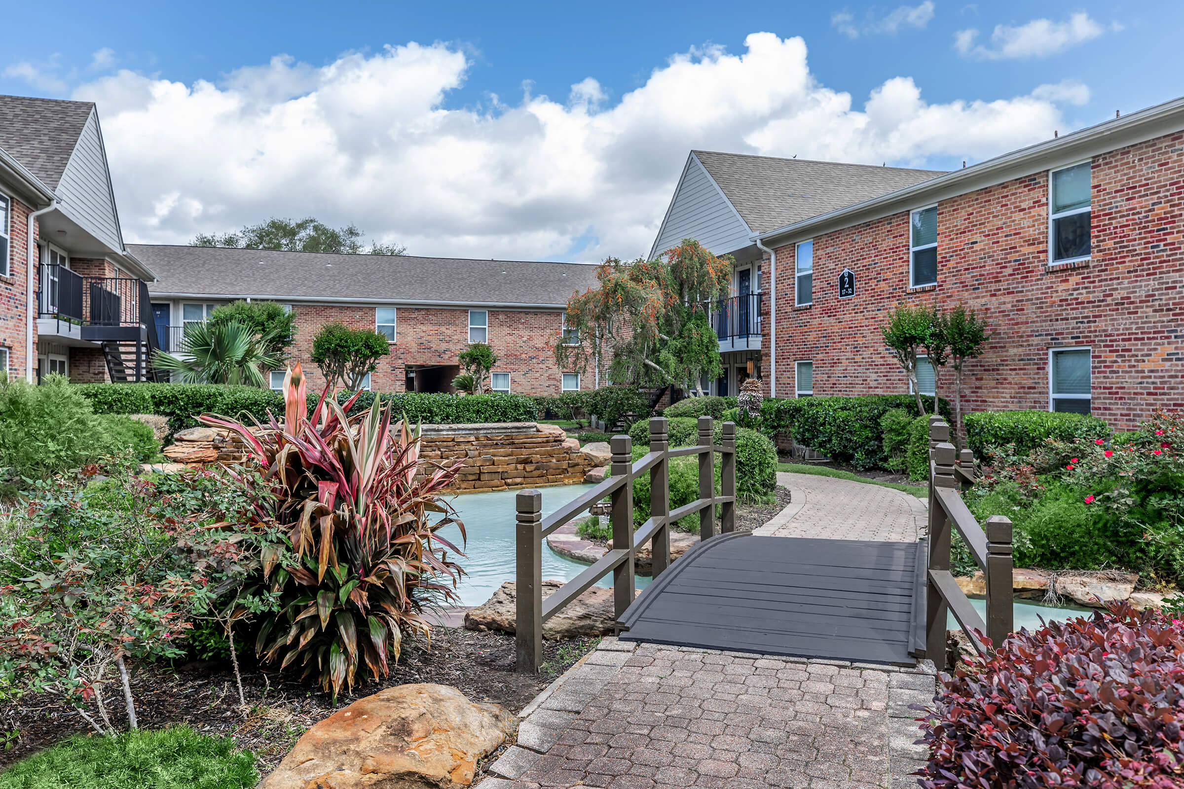 Baystone Apartments Apartment Living in ster, TX