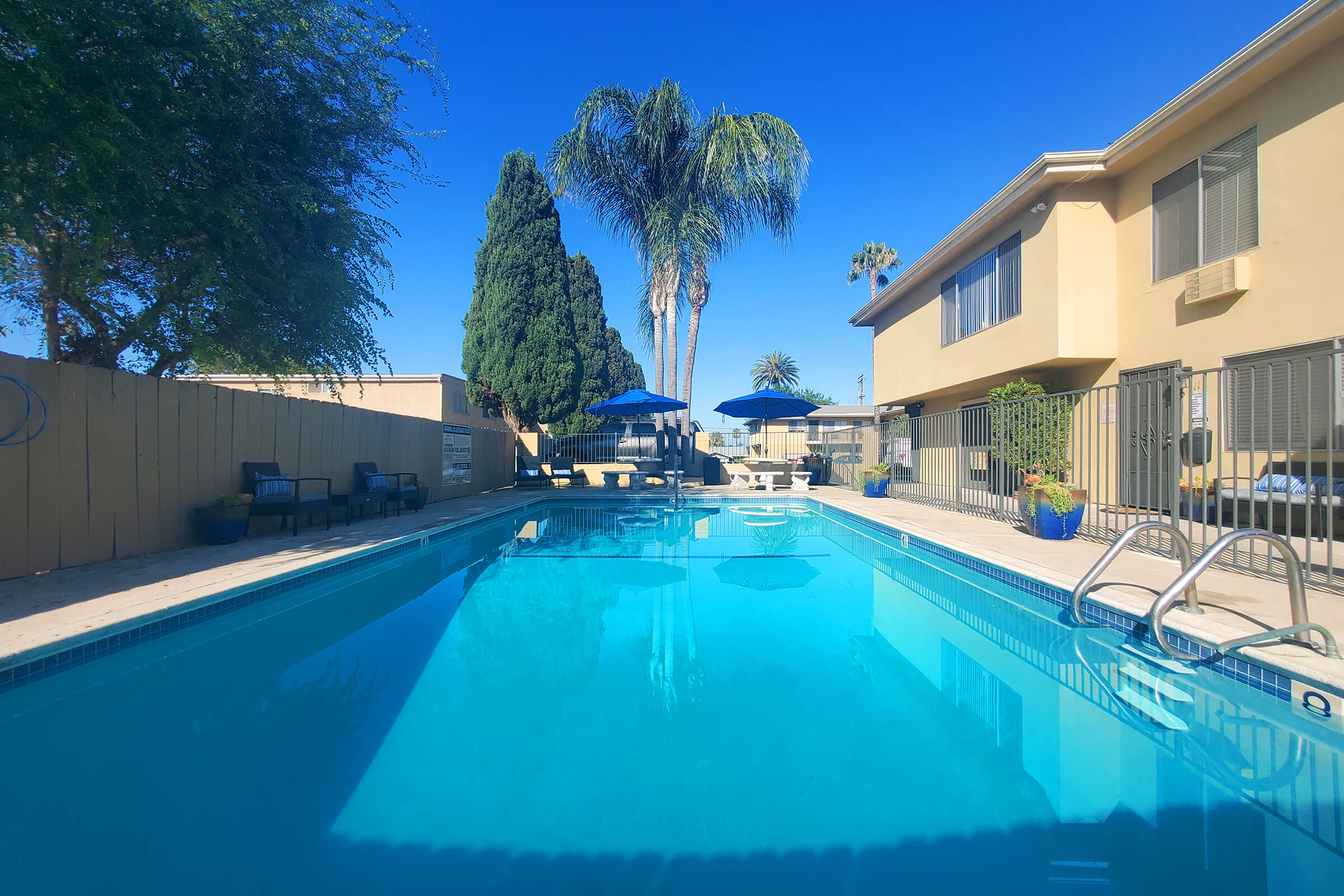 pets-parks-ave-in-la-mesa-ca