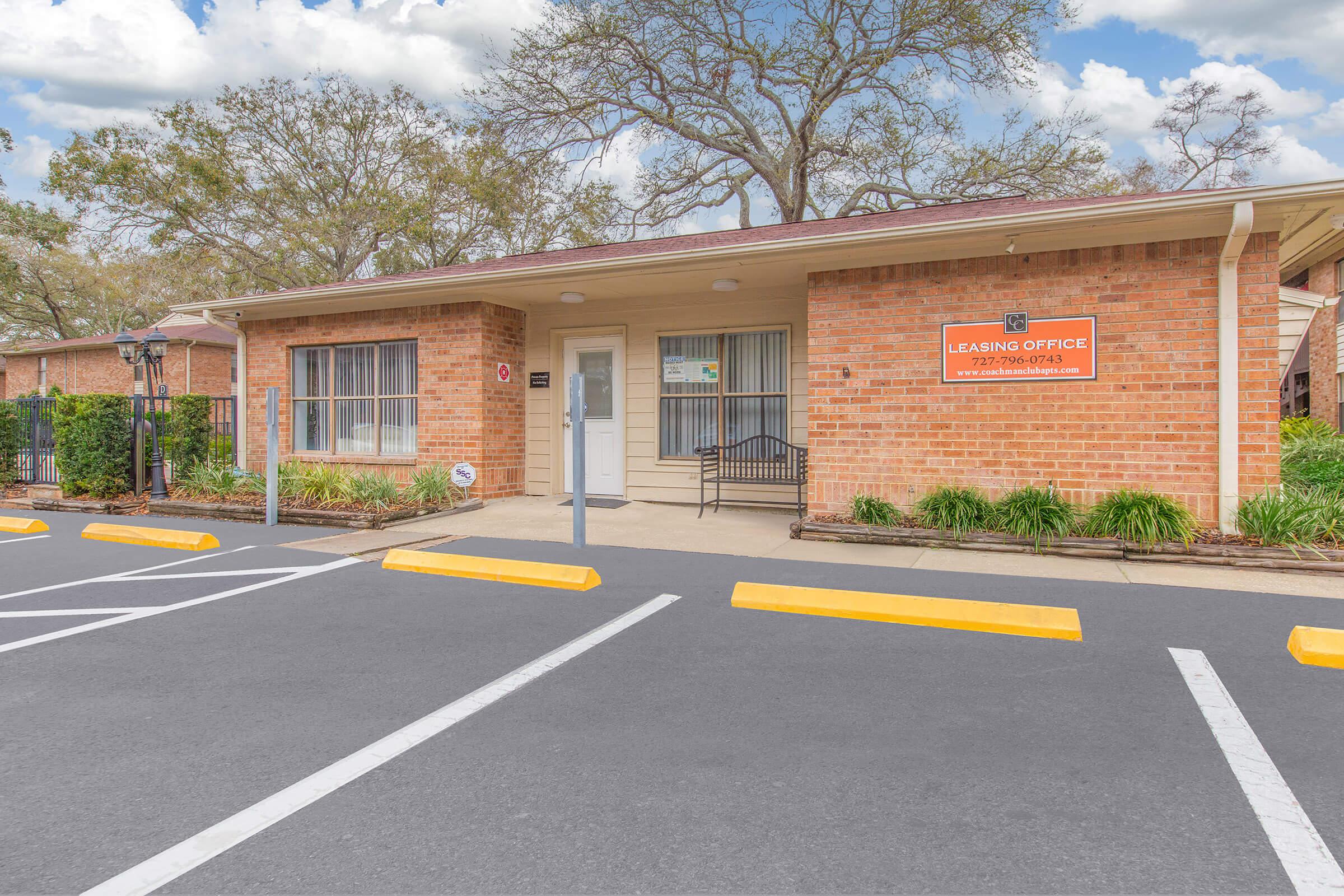 Coachman Club Photo Gallery