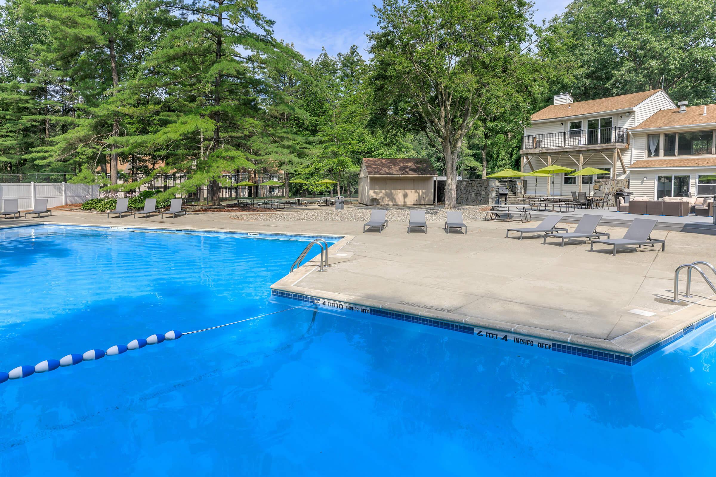 Community Amenities Foxrun Apartments Clifton Park, NY