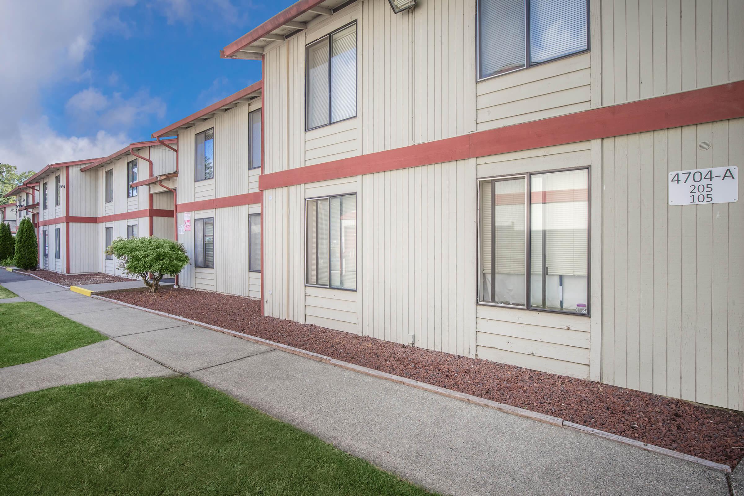 Springtree Apartments Photo Gallery