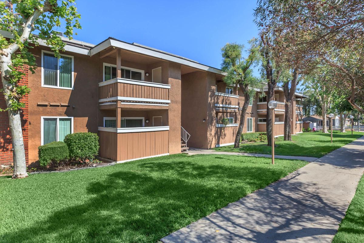 Newport Terrace Apartments in Upland, CA