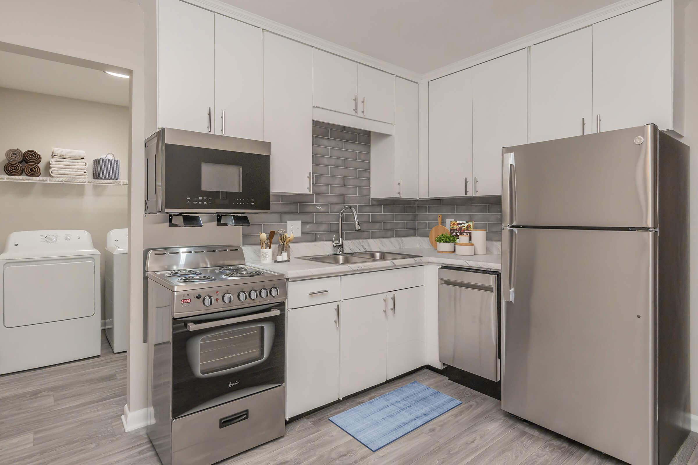 Cozy all-electric stainless steel kitchen at Retreat at Hermitage.