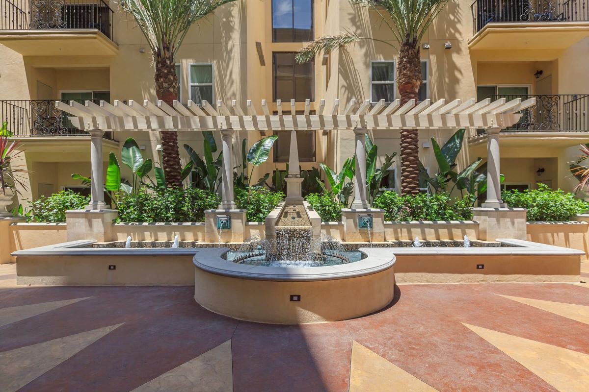 Broadway Palace Apartments - Amenities