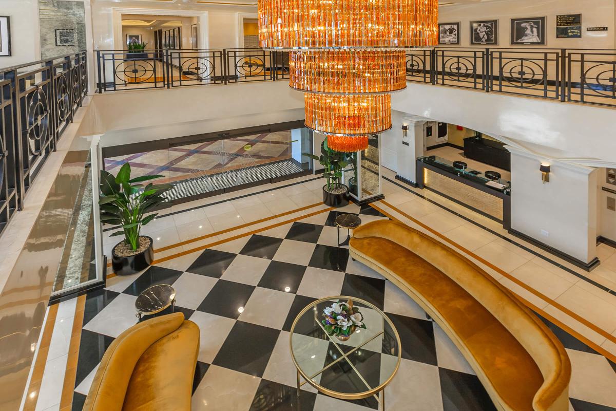 Broadway Palace Apartments - Entertainment Lounge