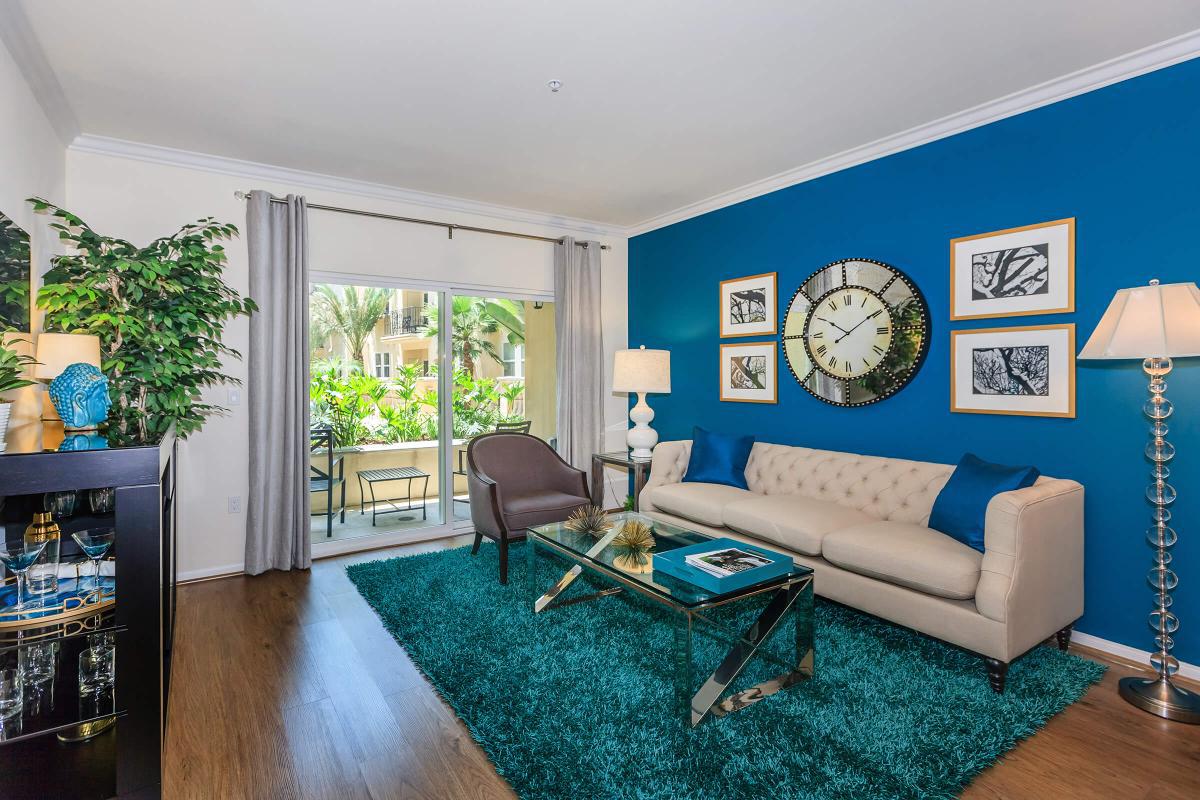 Broadway Palace Apartments - Living Room