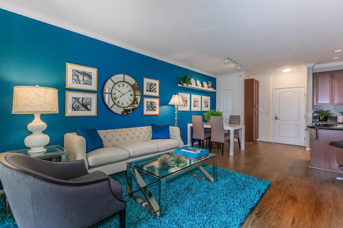 Broadway Palace Apartments - Living Room