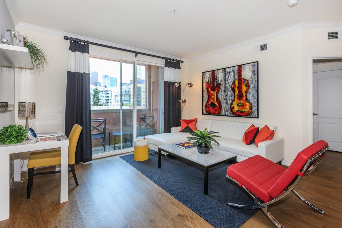 Broadway Palace Apartments - Living Room