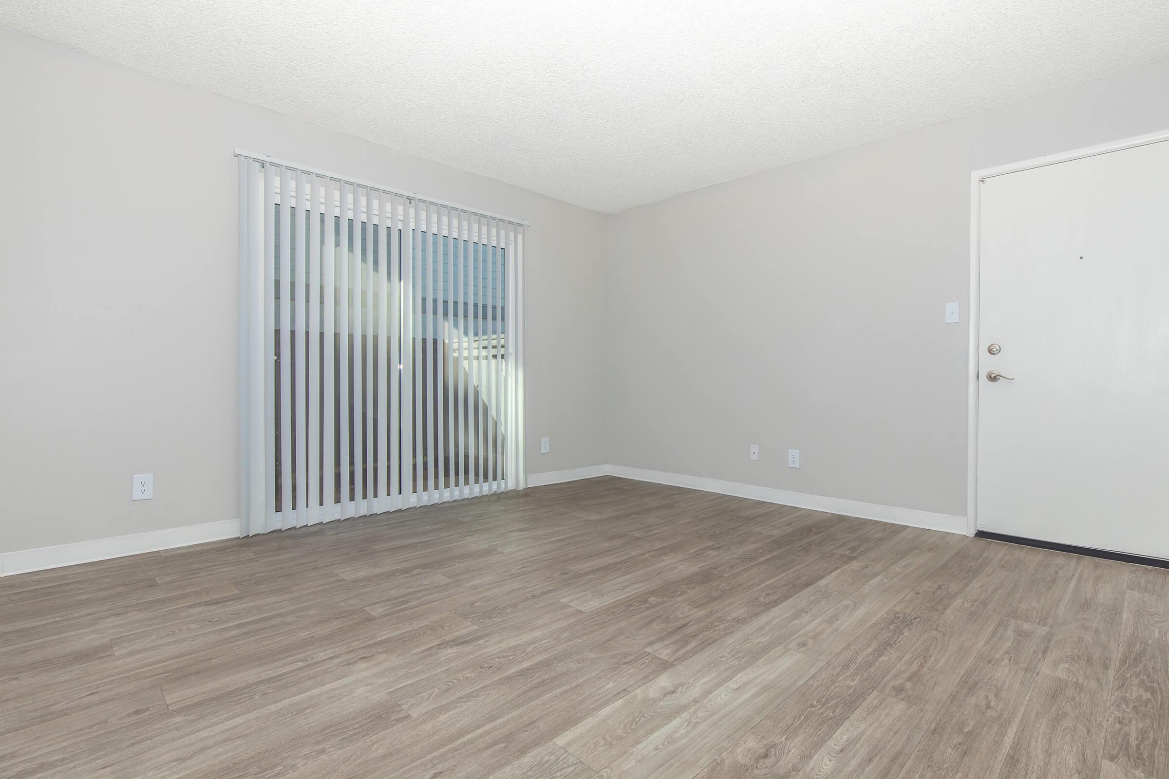 SPACIOUS APARTMENTS FOR RENT IN PHOENIX, AZ