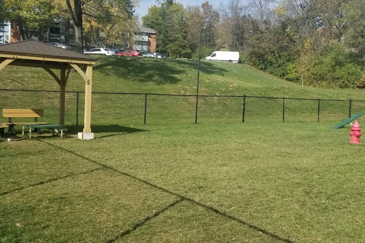 Southmoor Apartments in South St. Louis County, MO - Dog Park 03.jpg