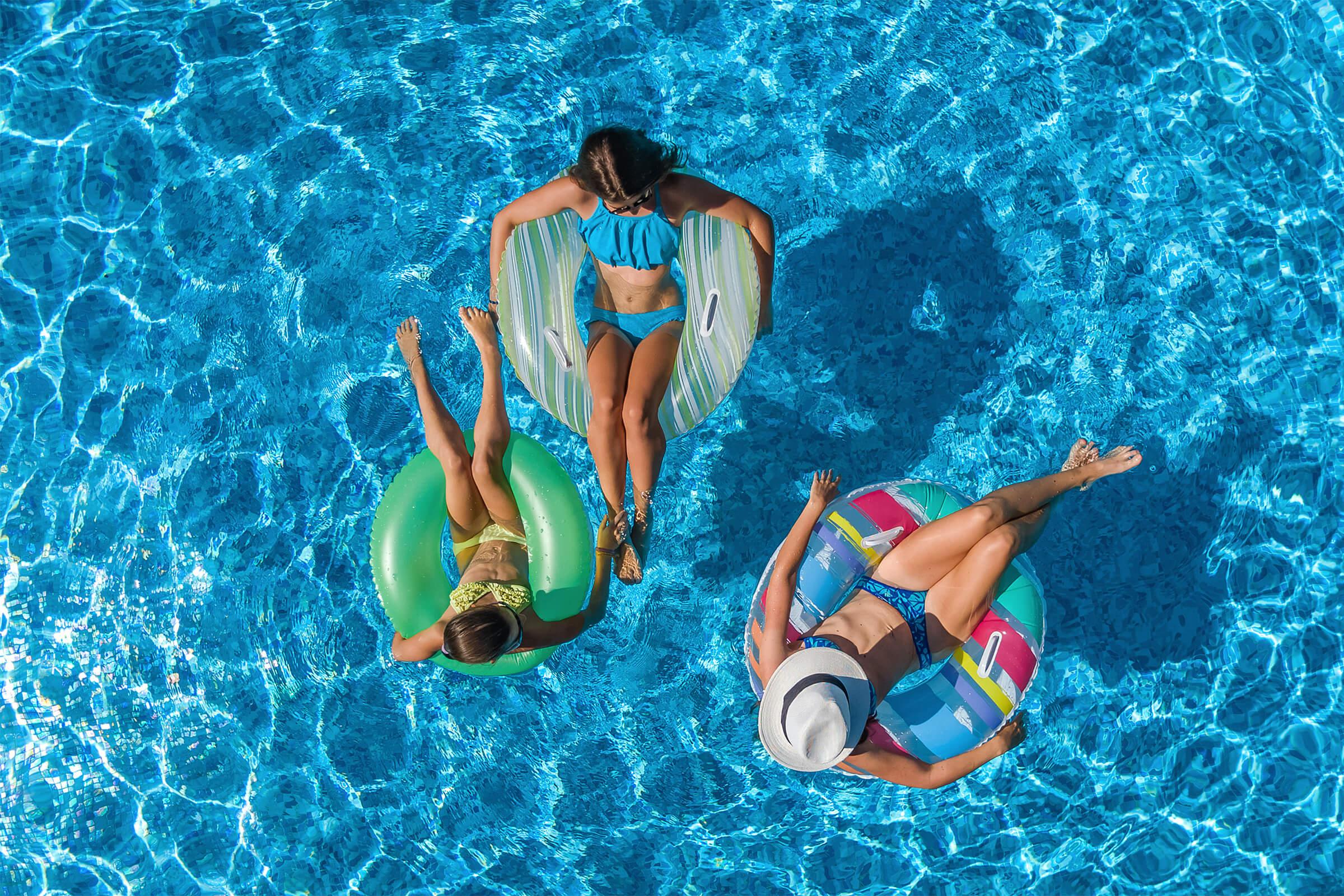pool view overhead - iStock-841807138.jpg