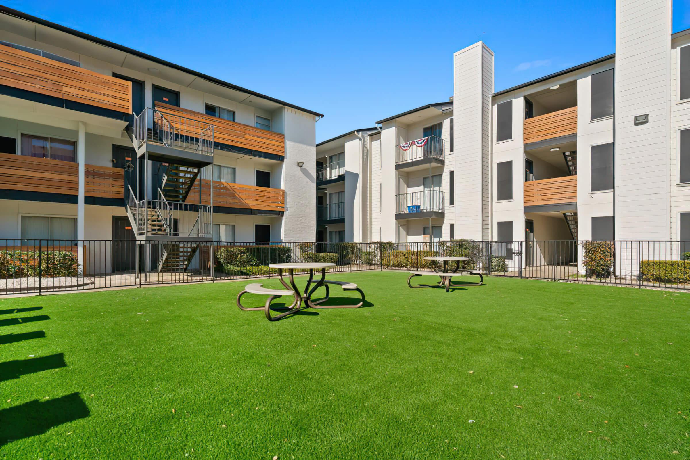 Gallery Tides on McCallum North in Dallas, TX