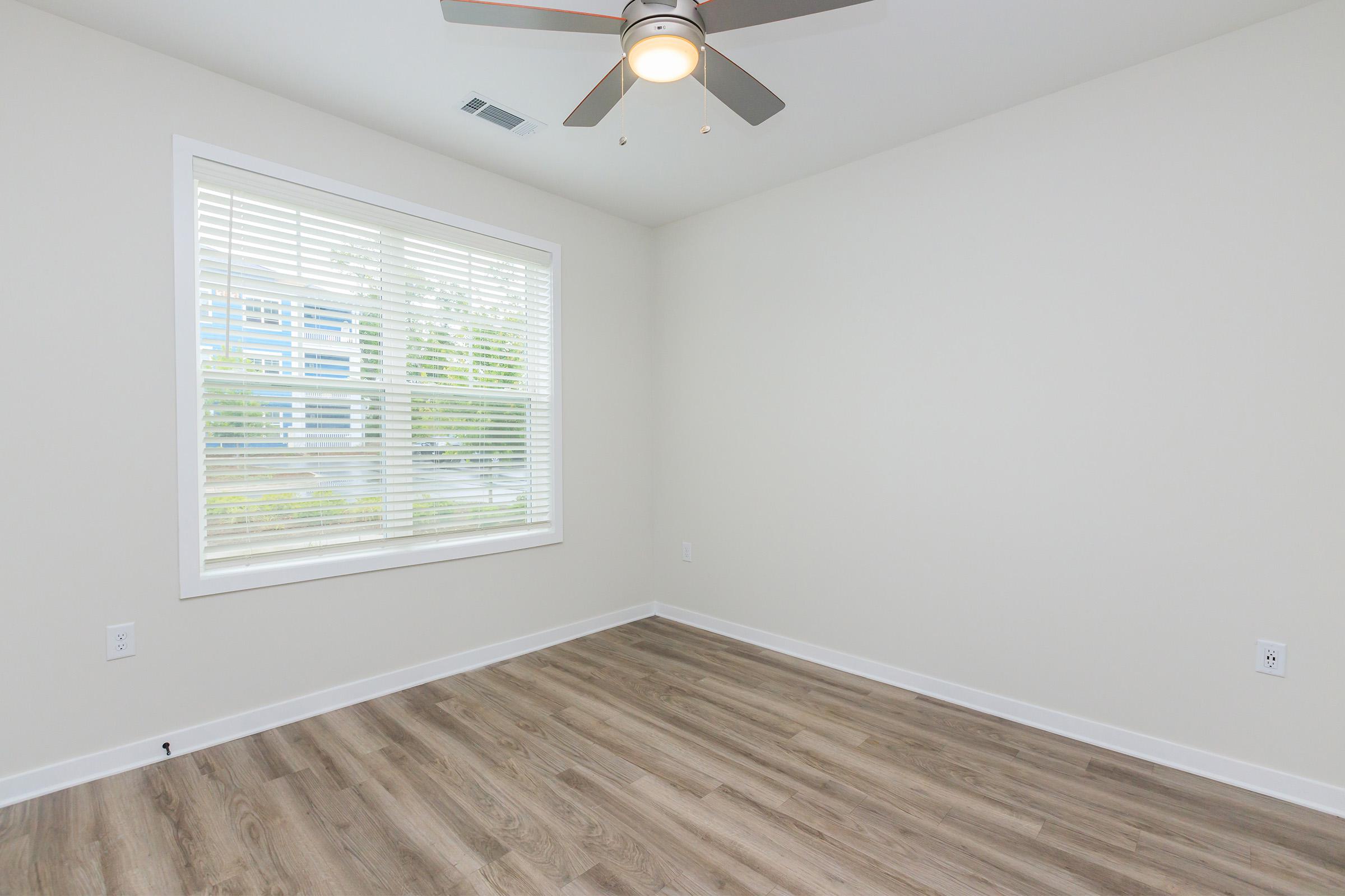 HIGH REFLECTIVE WHITE CEILINGS