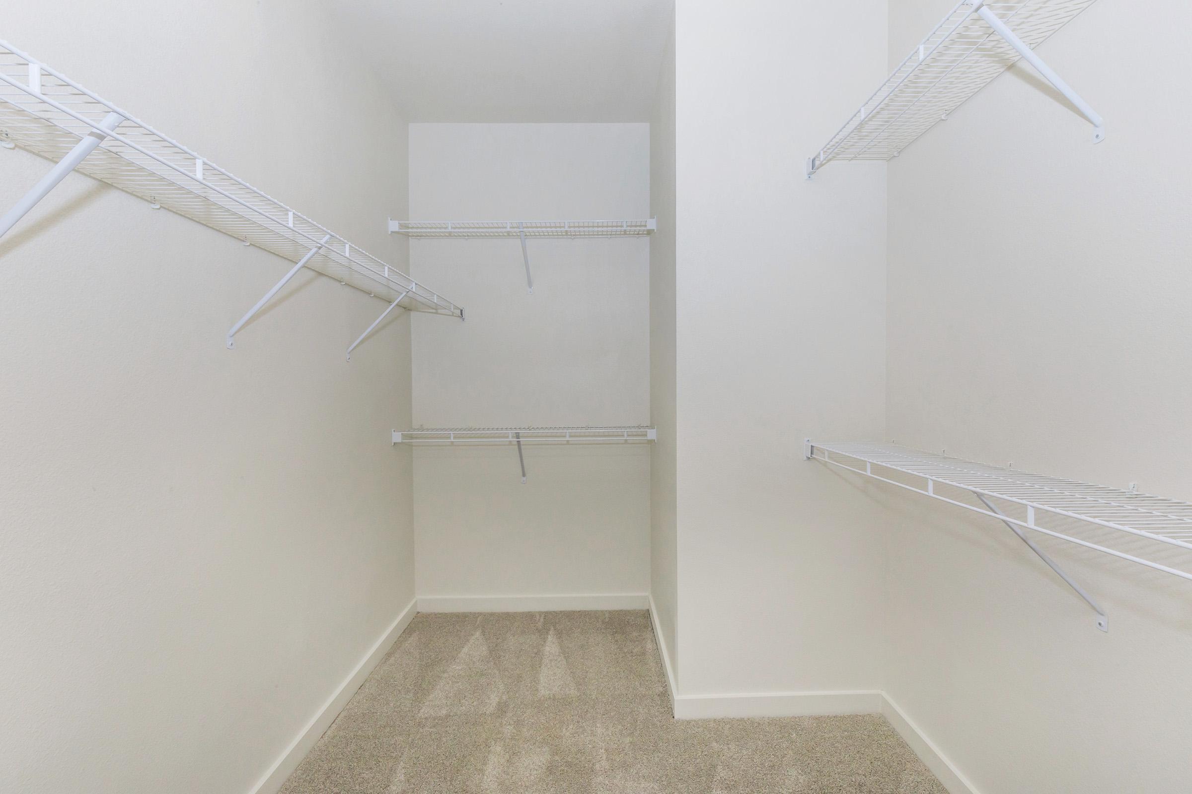 SPACIOUS WALK-IN CLOSETS