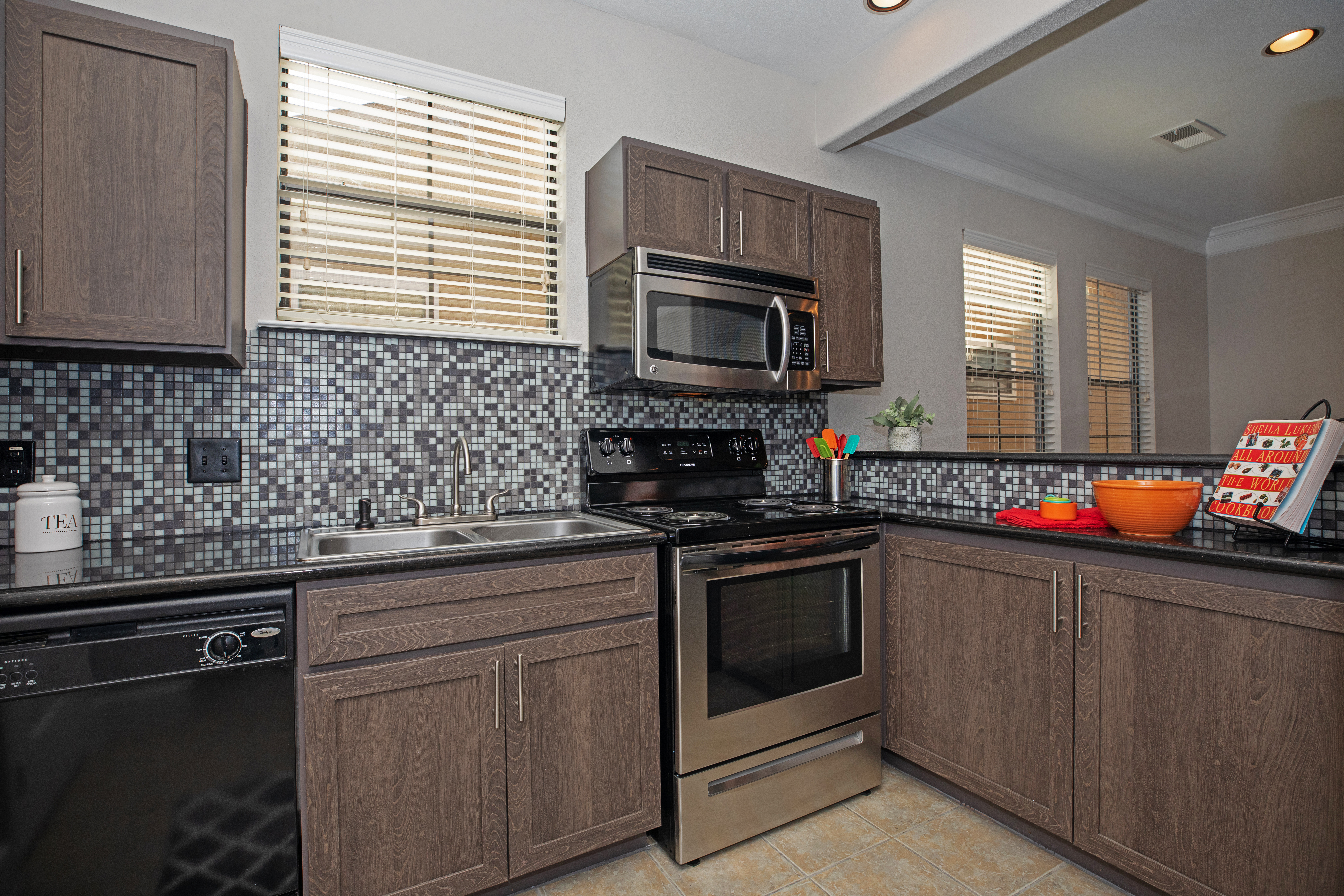 Apartment Features