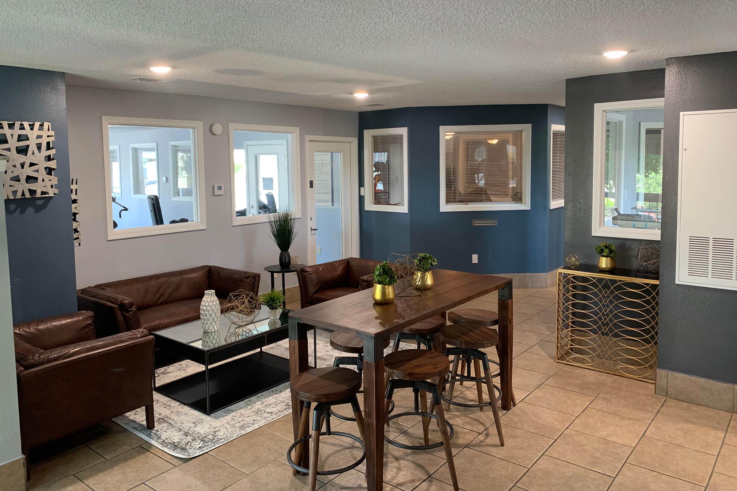 Barton Hills Apartments Photo Gallery