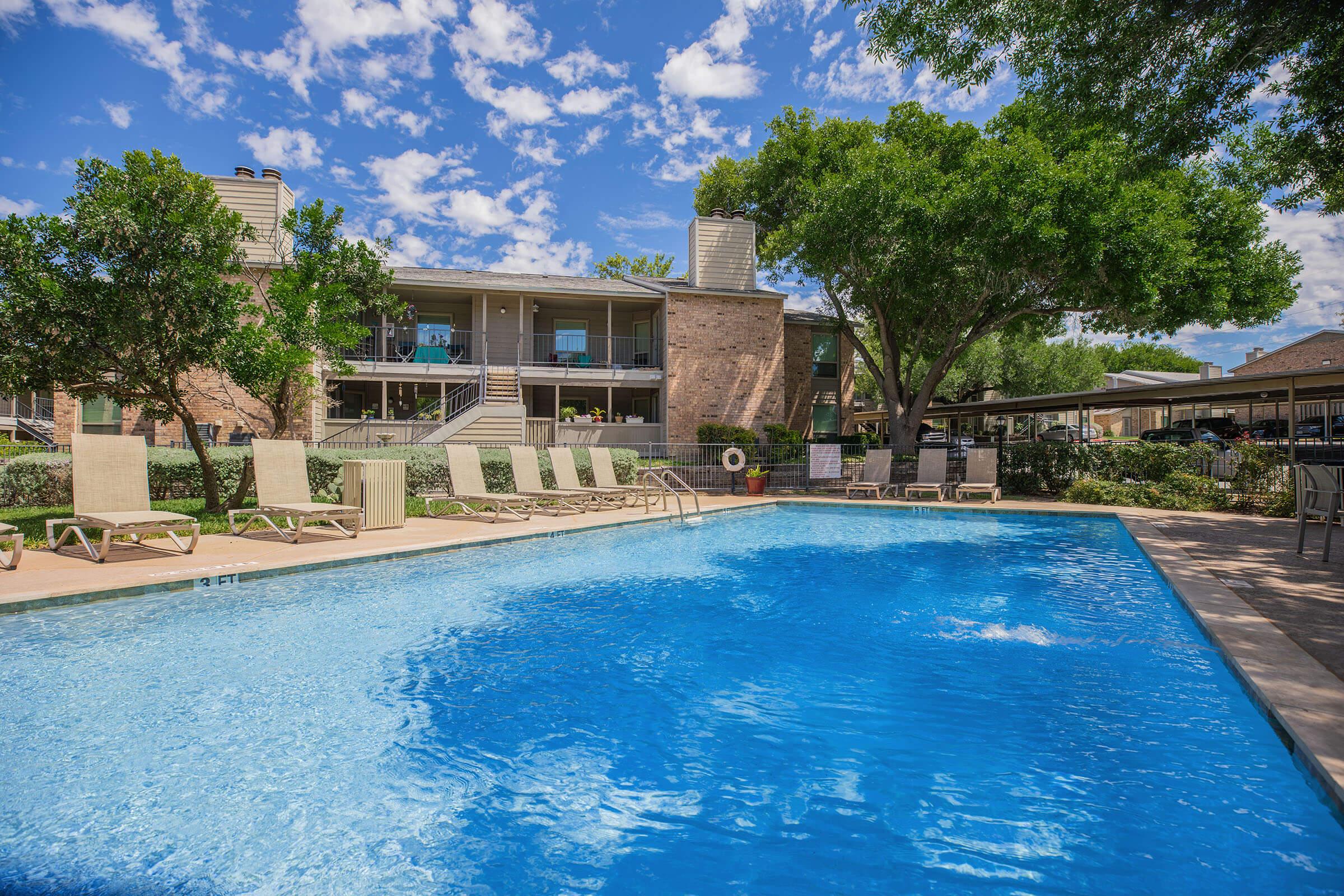 Pets Wolfe Run Apartments San Antonio, TX