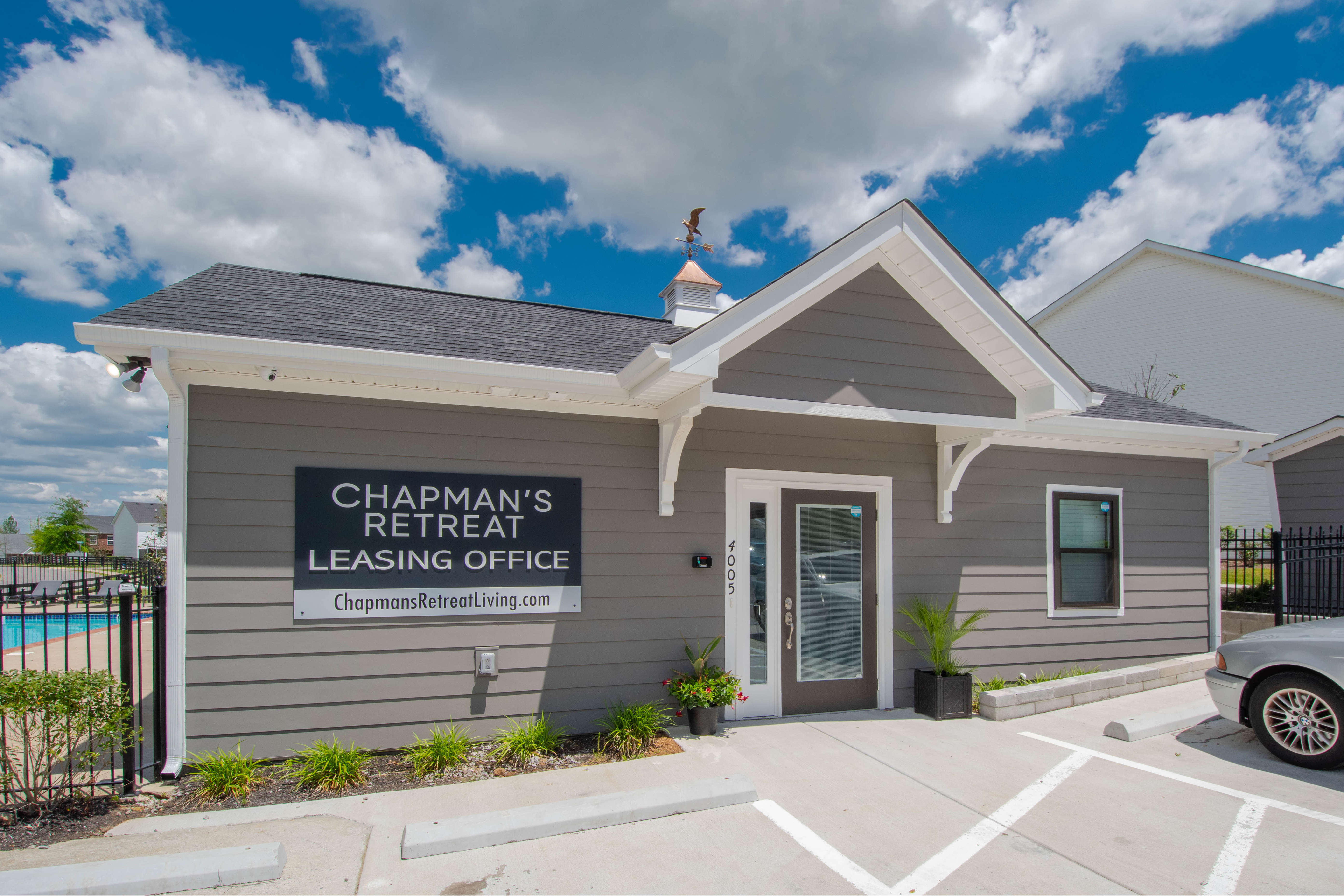 leasing office at Chapmans retreat in Spring Hill, Tennessee