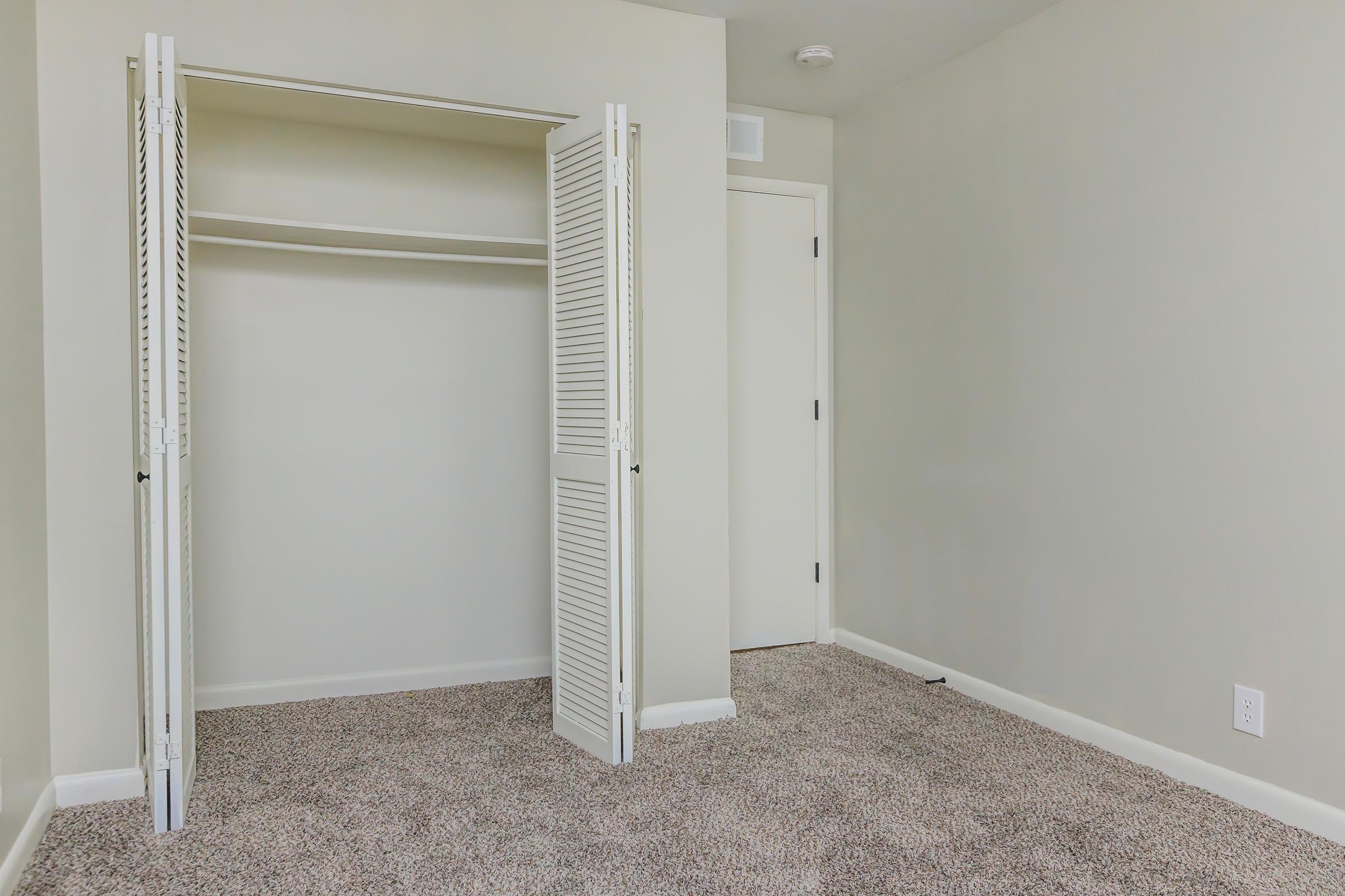 River West Apartments Have Walk-in Closets