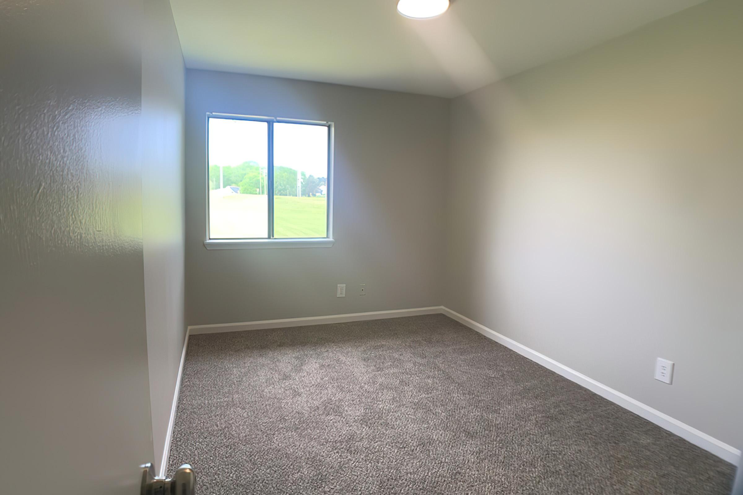 Gallery Ellington House Apartments in Lewisburg, TN