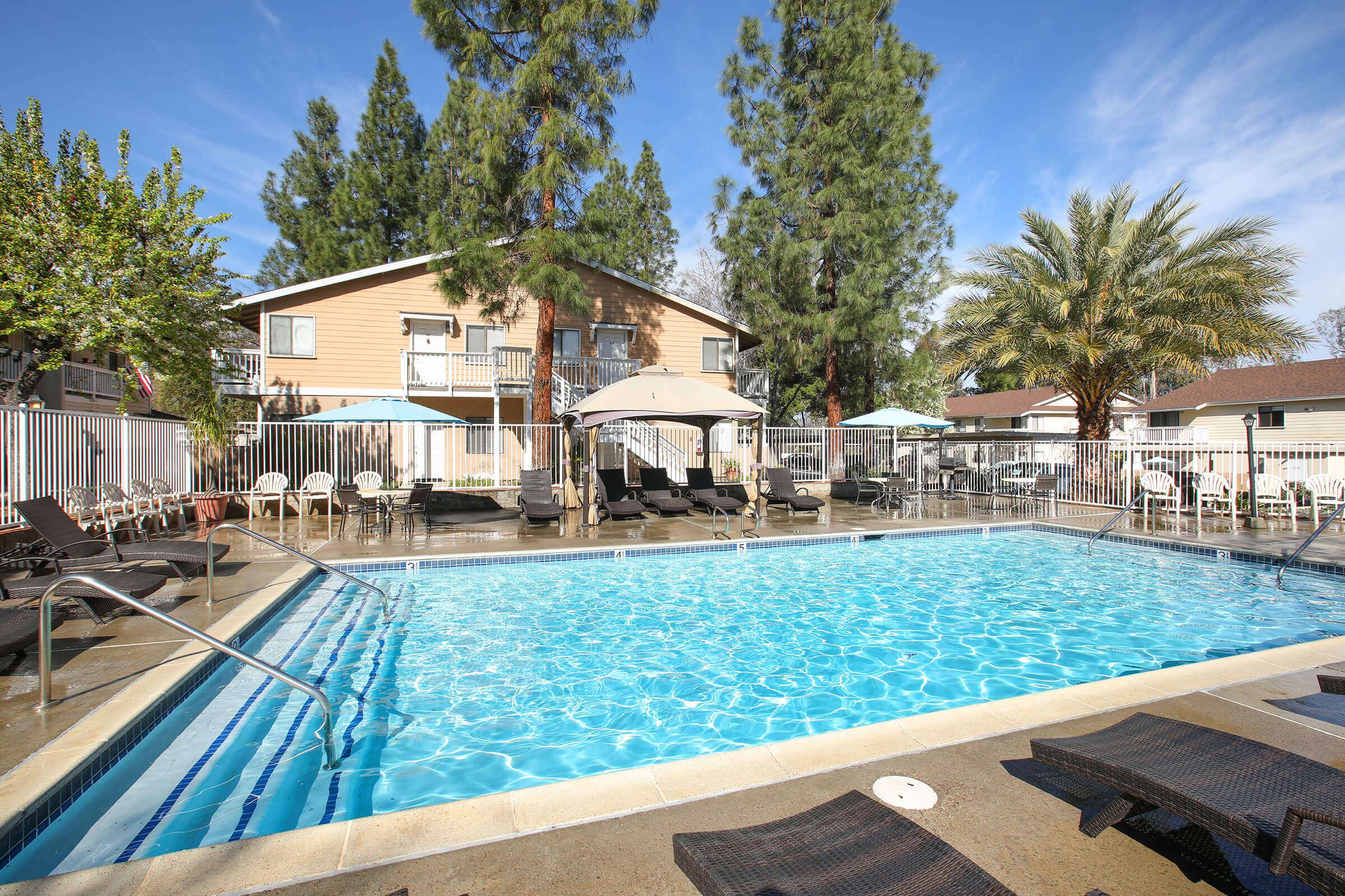 Creekside 017.jpg