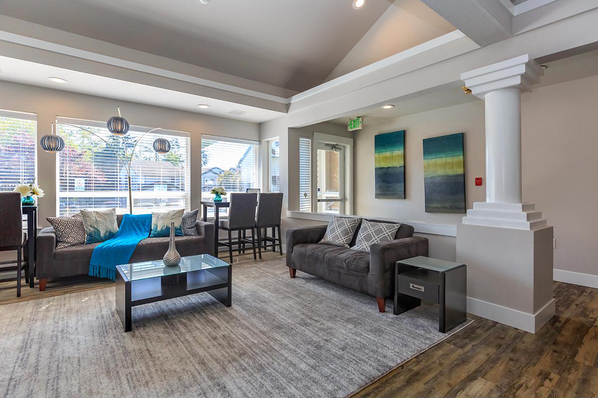 Meridian Green Townhomes Apartments in Kent, WA