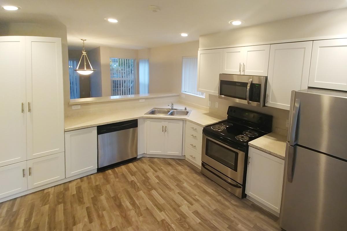 Meridian Green Townhomes Apartments in Kent, WA