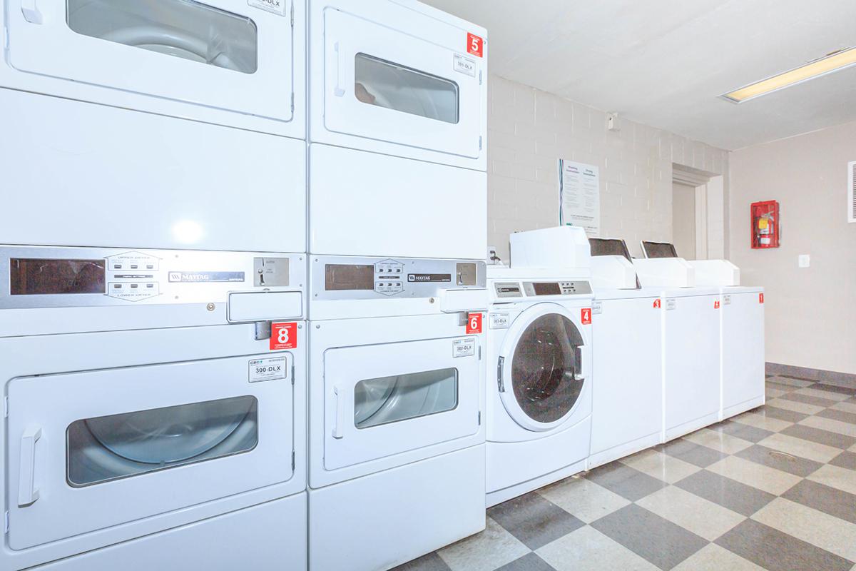 ON-SITE LAUNDRY FACILITY