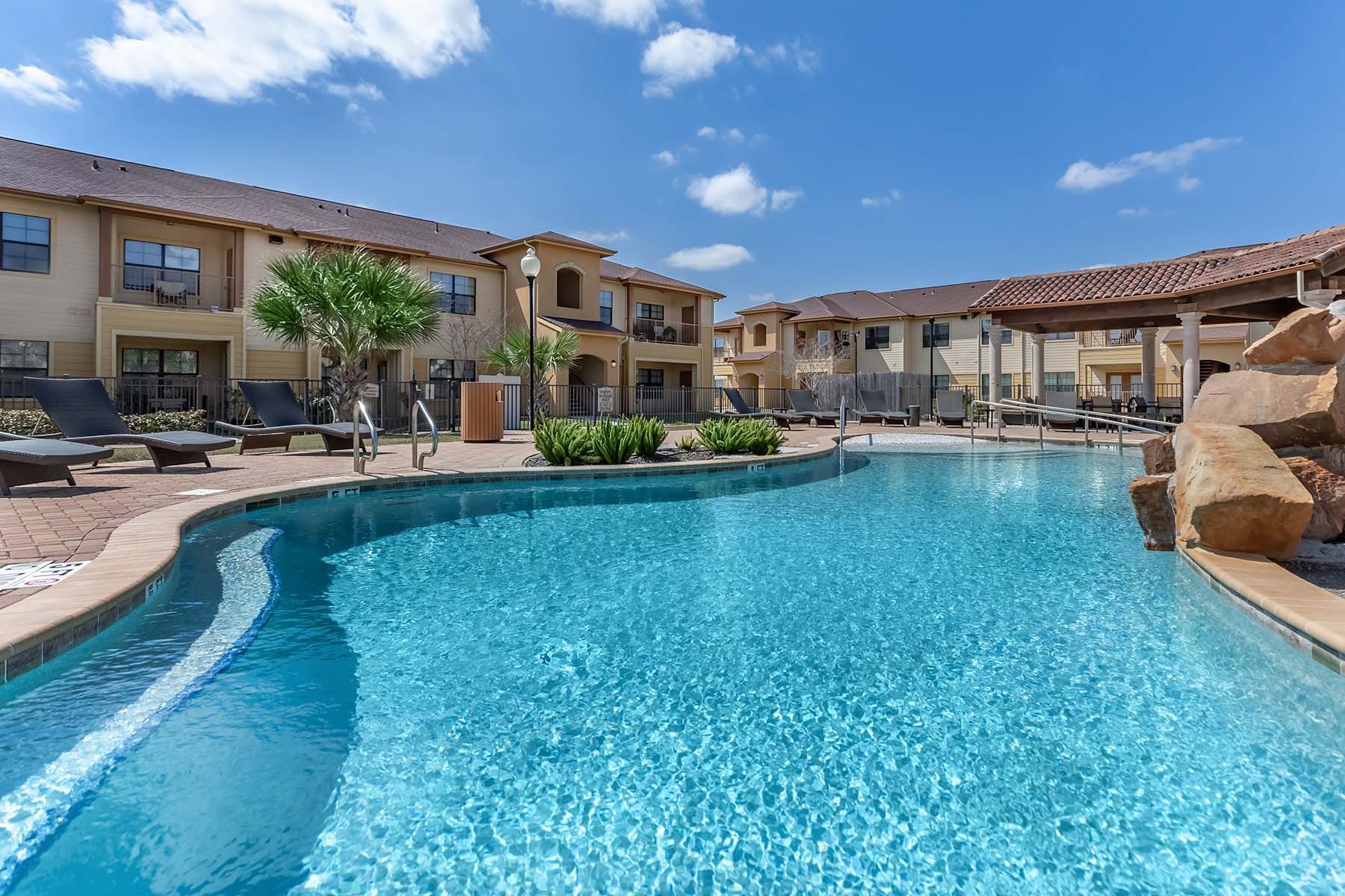 Bella Vista Apartment Living In Brownsville Tx