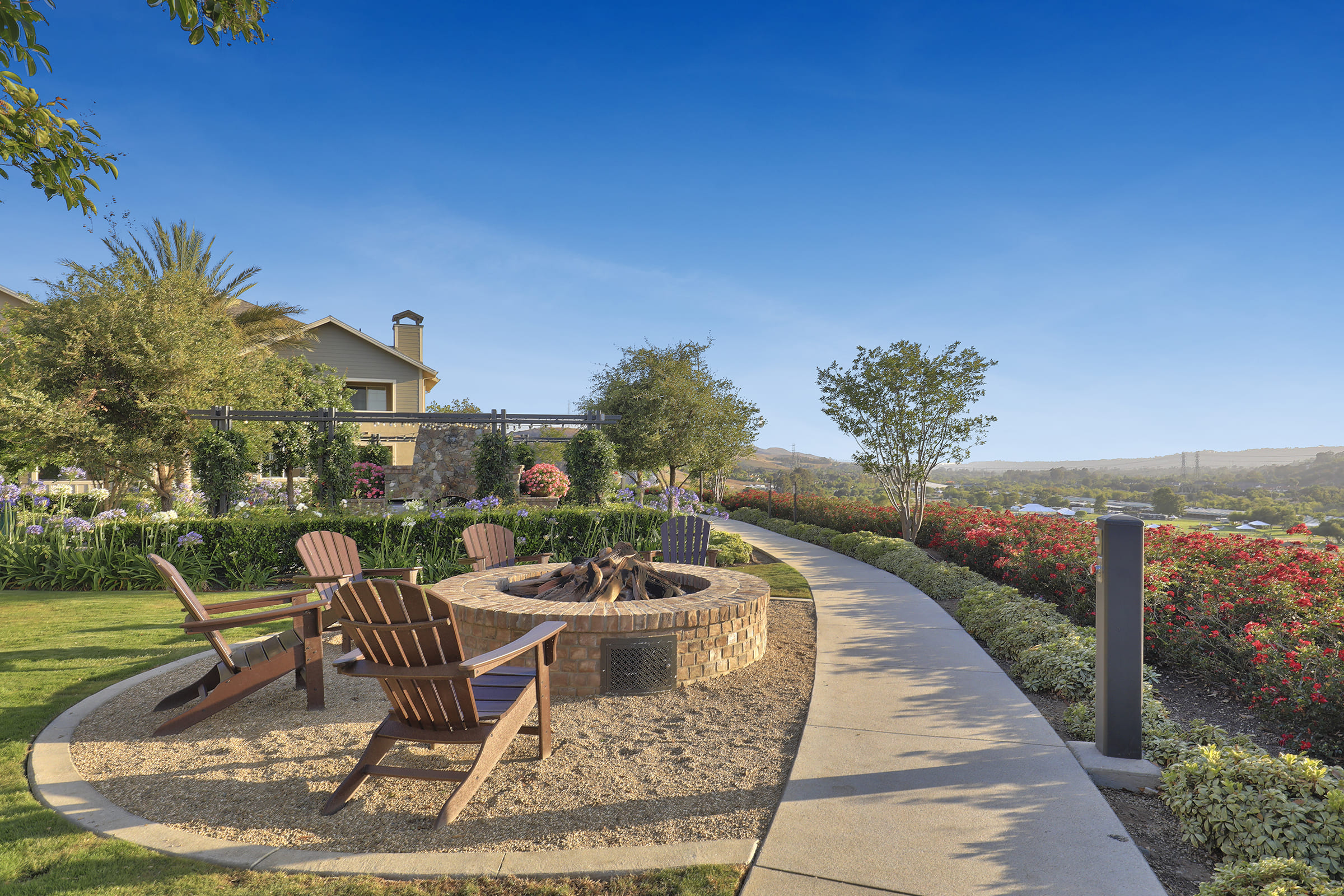 Sendero Gateway Apartment Homes 3 of 3