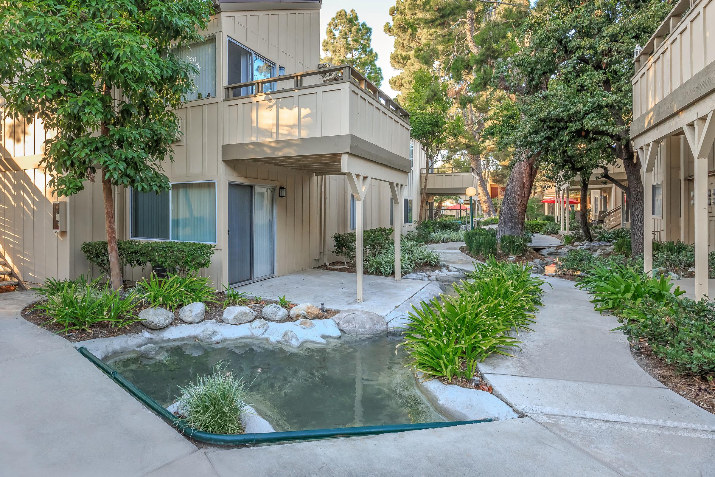 Highland Creek Apartment Homes water feature