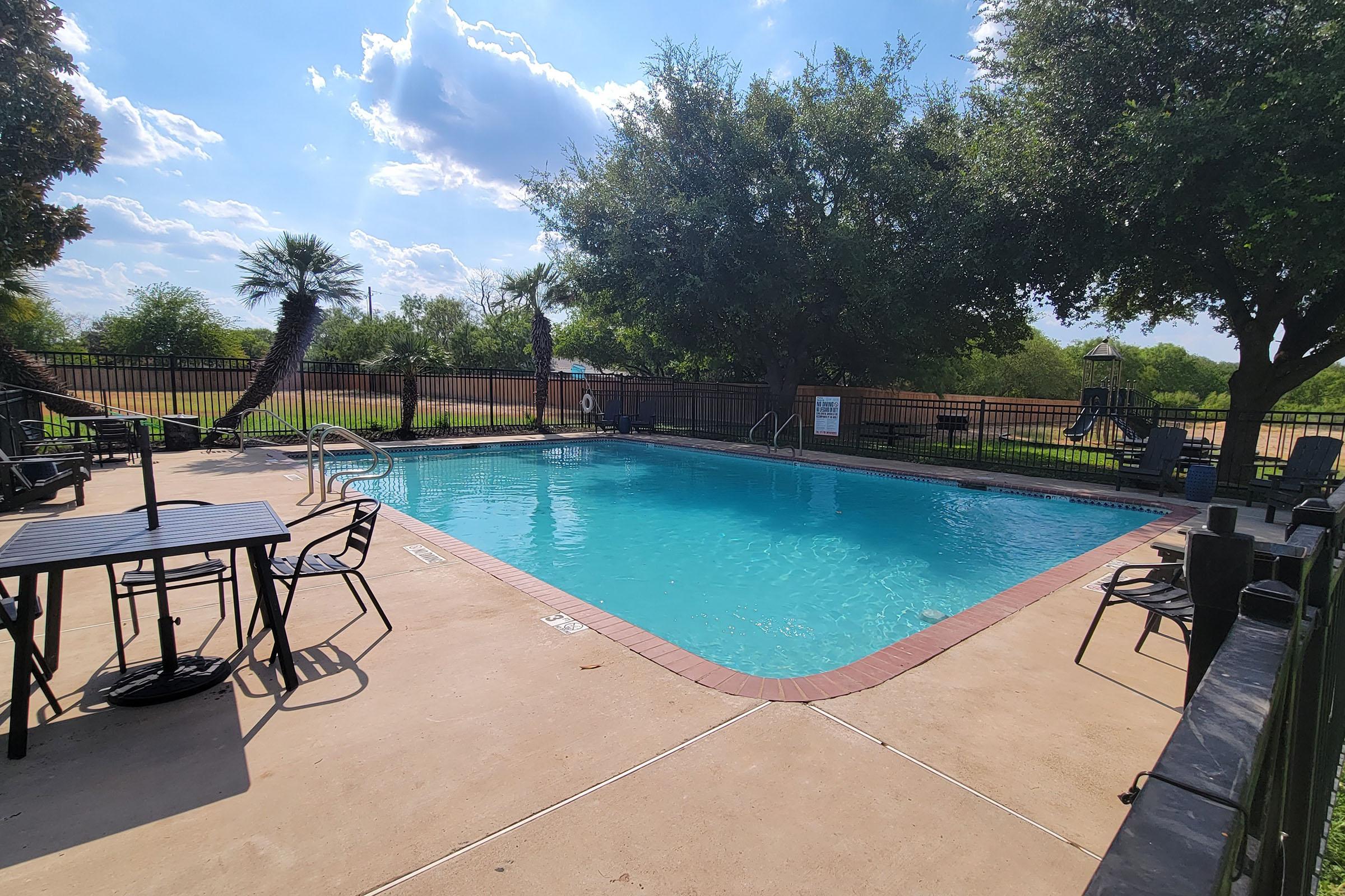 Granada Place Photo Gallery Apartments in Uvalde, TX