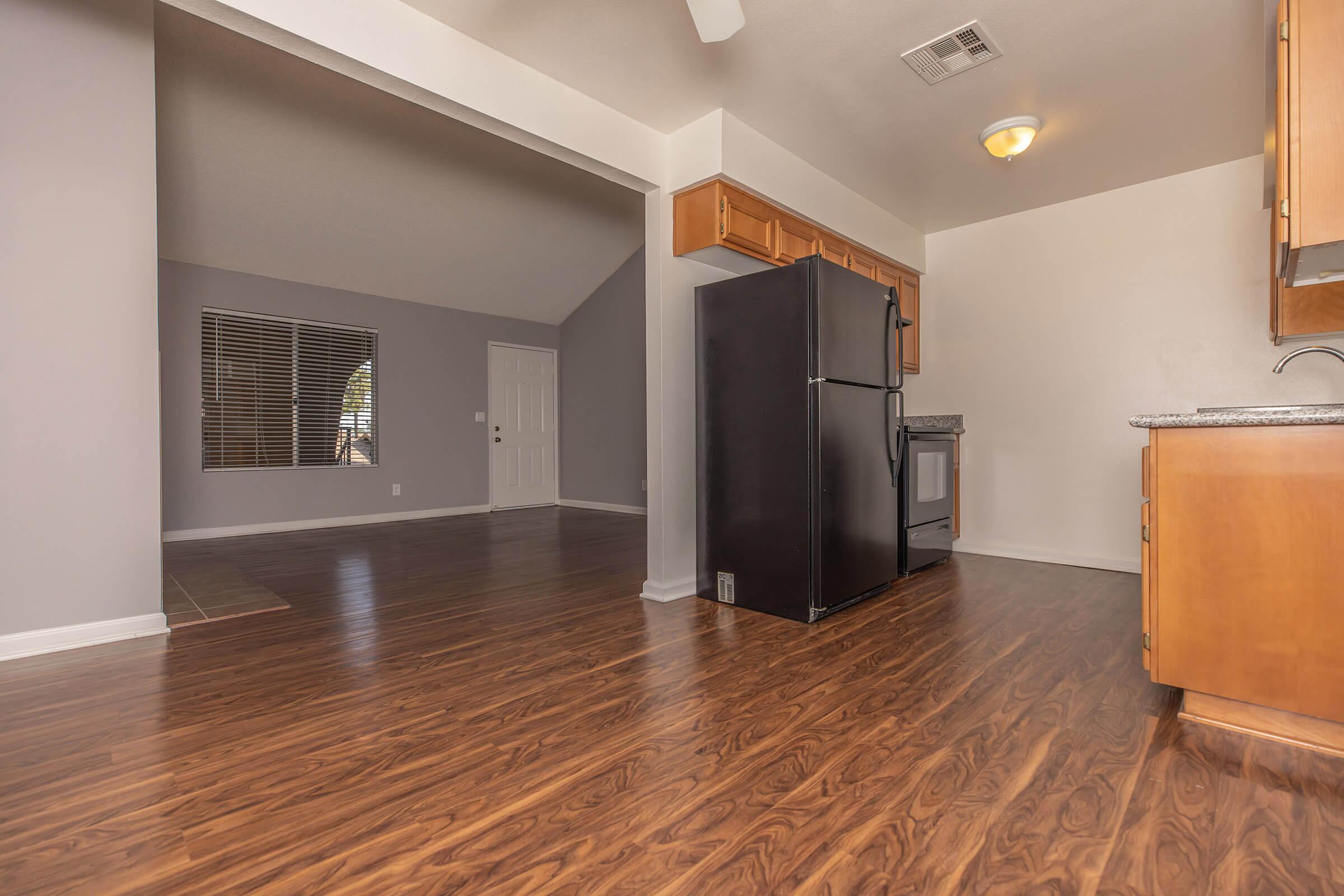 SLEEK HARDWOOD FLOORS