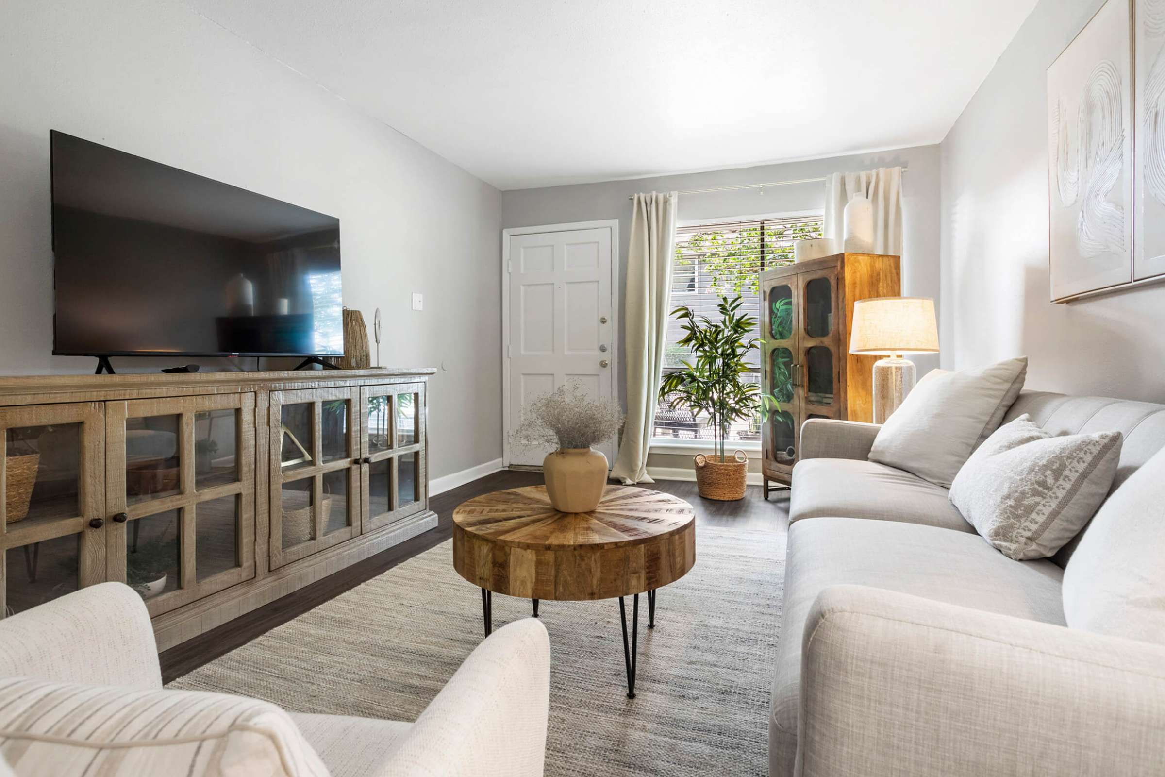Apartment Features