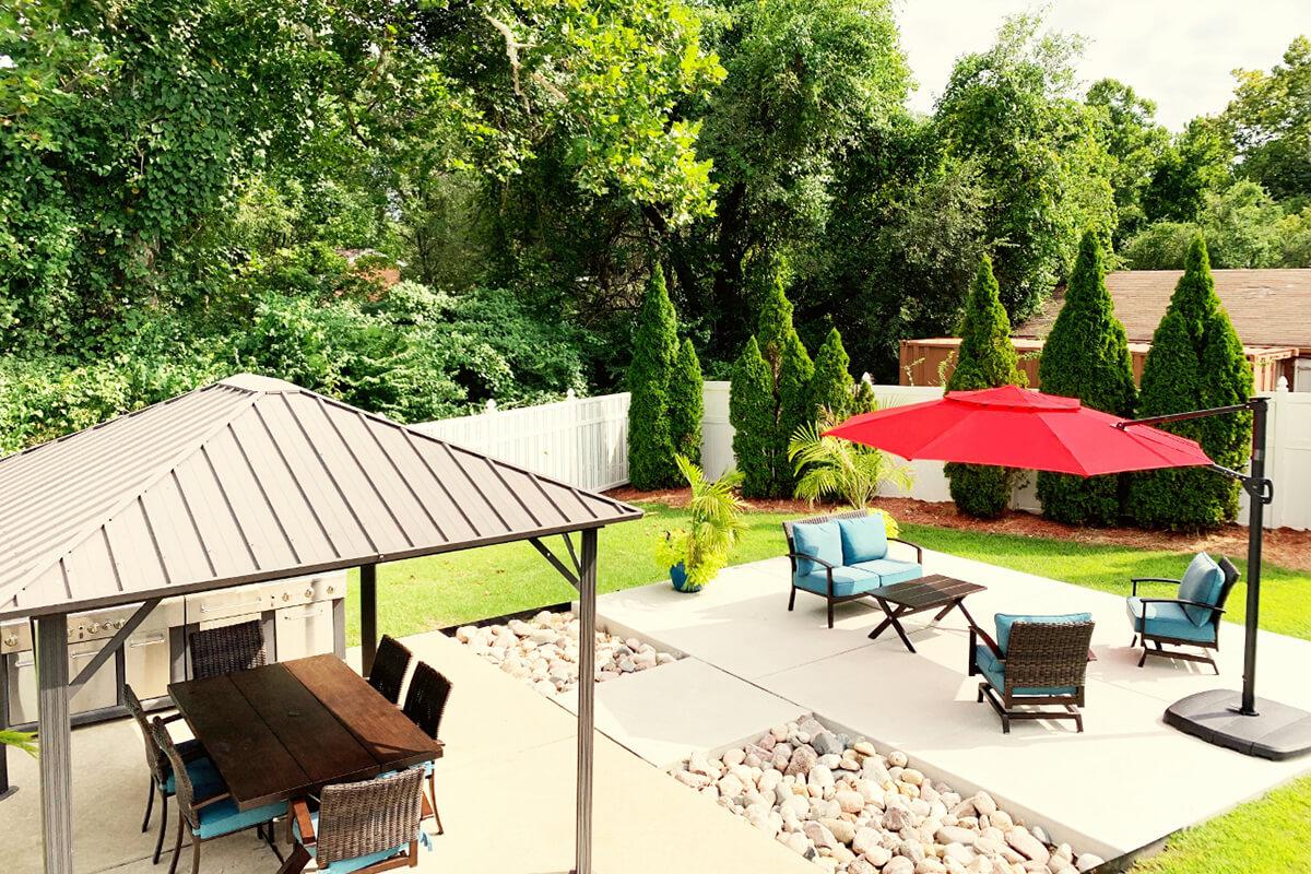 Orchard Village Apartments in Manchester, MO - BBQ Area.jpg